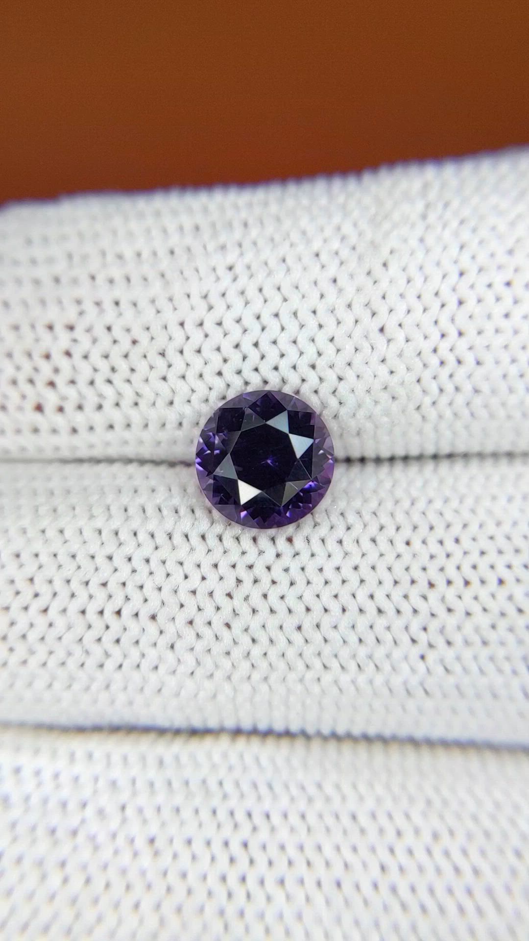 2.15 Ct. Purple Spinel from Ceylon (Sri Lanka) Size Video