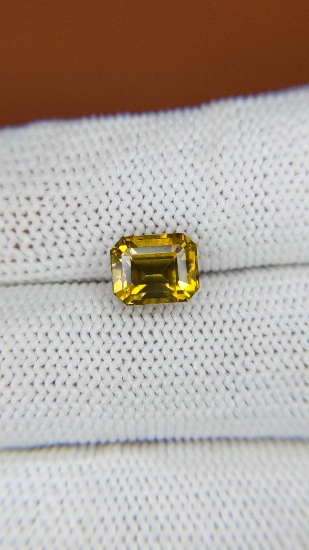 3.52 Ct. Yellowish Brown Zircon from Ceylon (Sri Lanka) Size Video