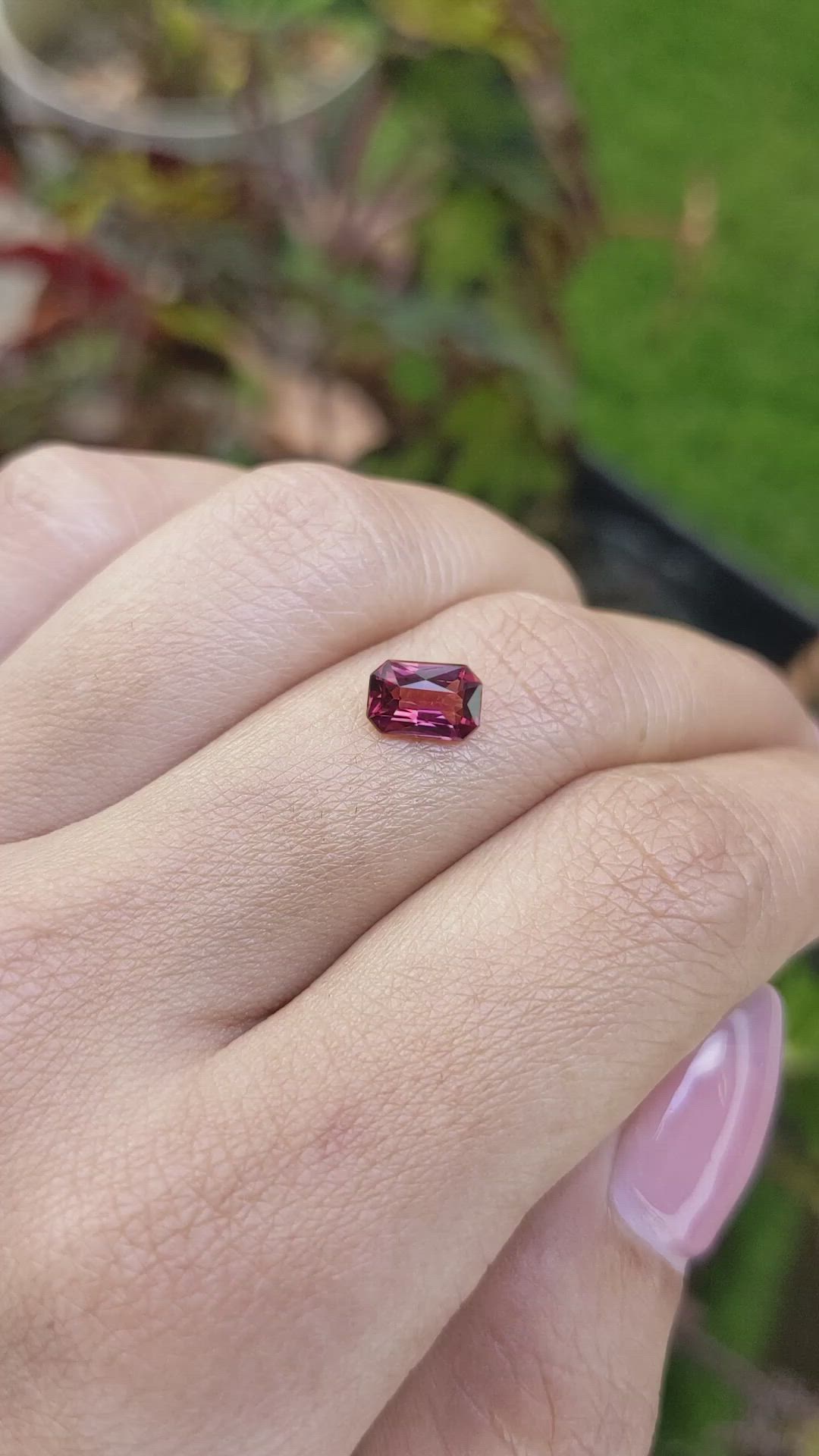1.06 Ct. Purplish Red Rhodolite Garnet from Mozambique Size Video