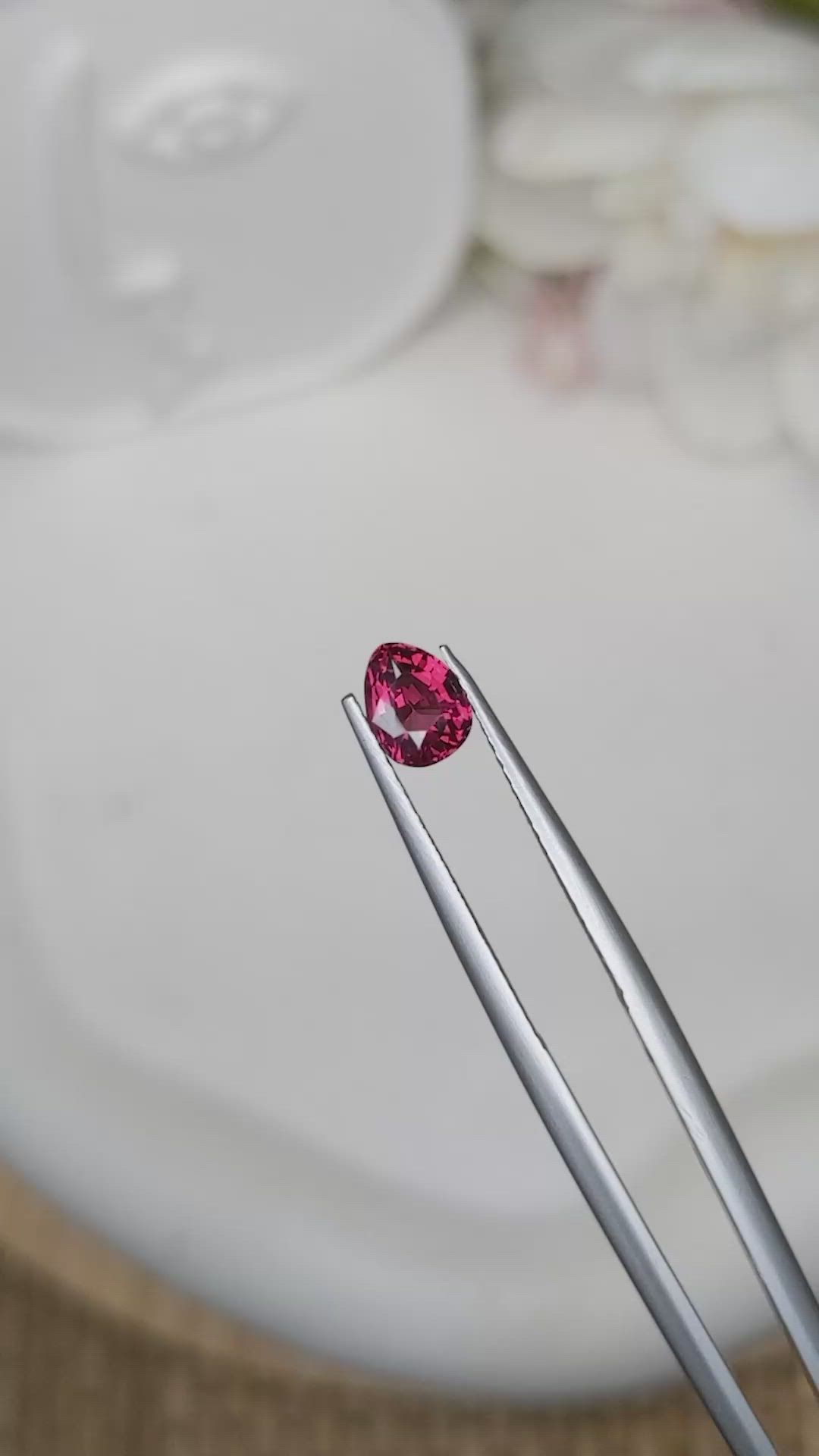 1.00 Ct. Red Rhodolite Garnet from Mozambique Size Video