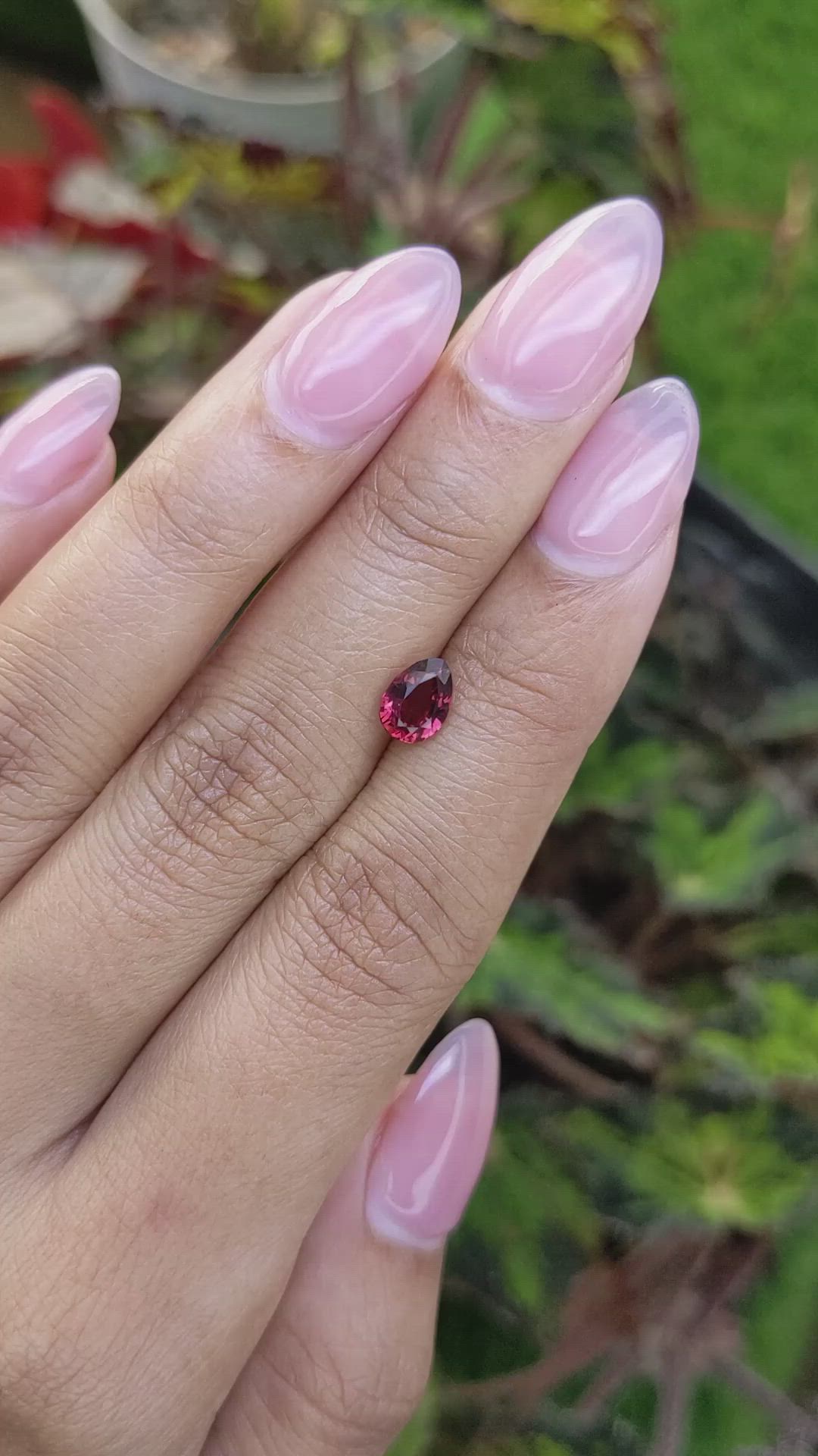 1.02 Ct. Red Rhodolite Garnet from Mozambique Size Video