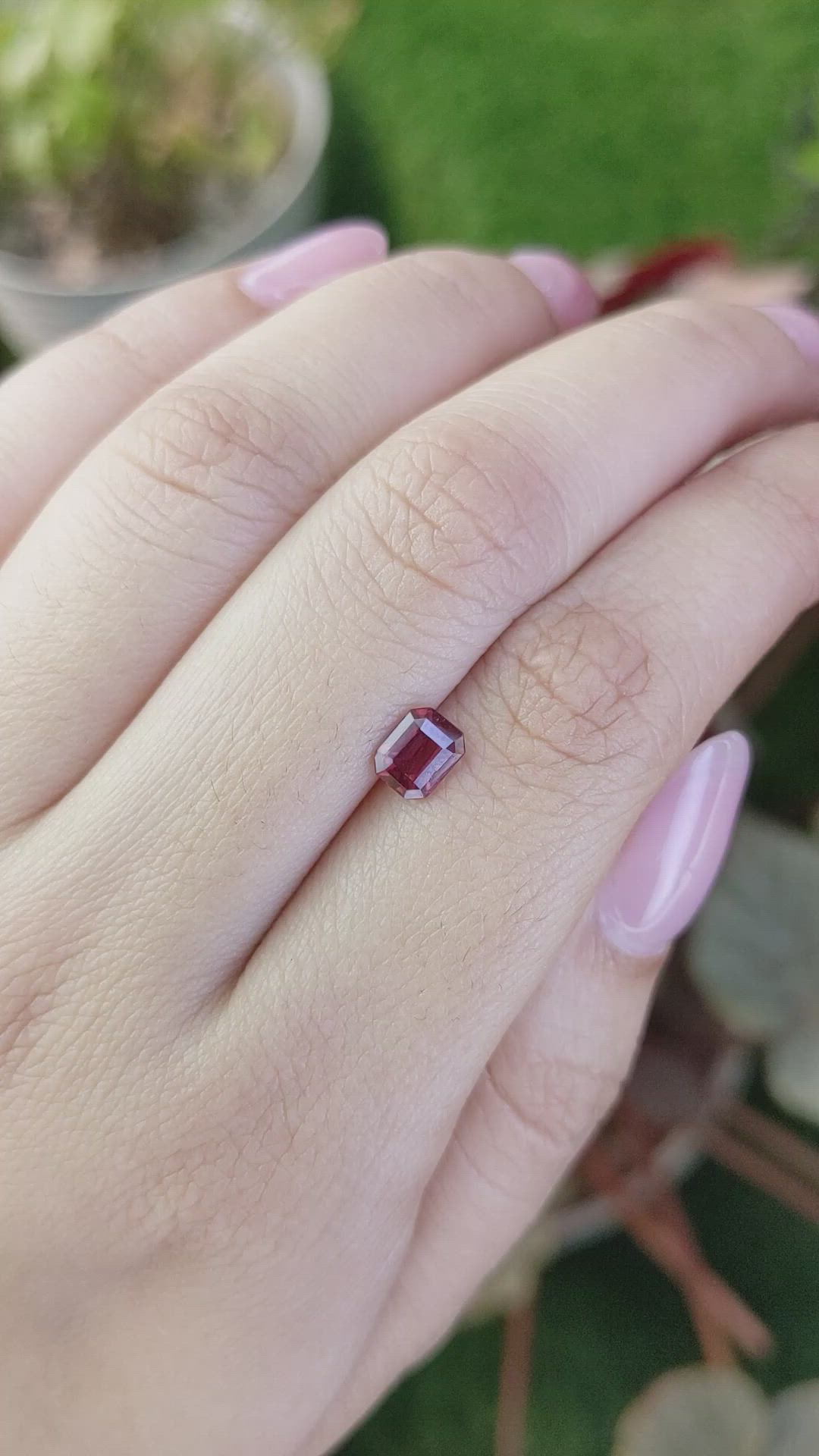 0.98 Ct. Red Almandine Garnet from Mozambique Size Video