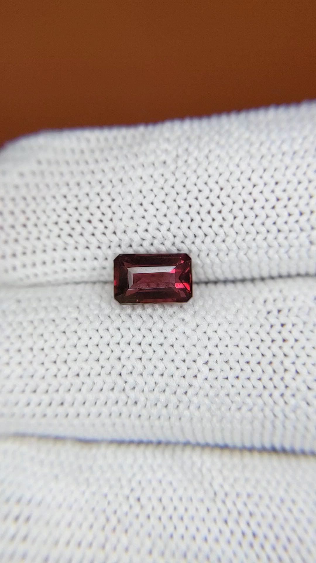 1.53 Ct. Purplish Red Rhodolite Garnet from Mozambique Size Video