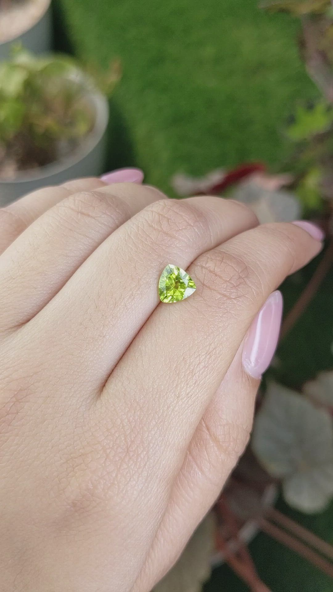 1.29 Ct. Yellowish Green Peridot from Pakistan Size Video