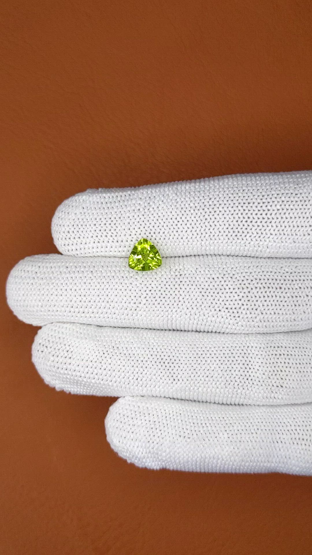 1.29 Ct. Yellowish Green Peridot from Pakistan Size Video