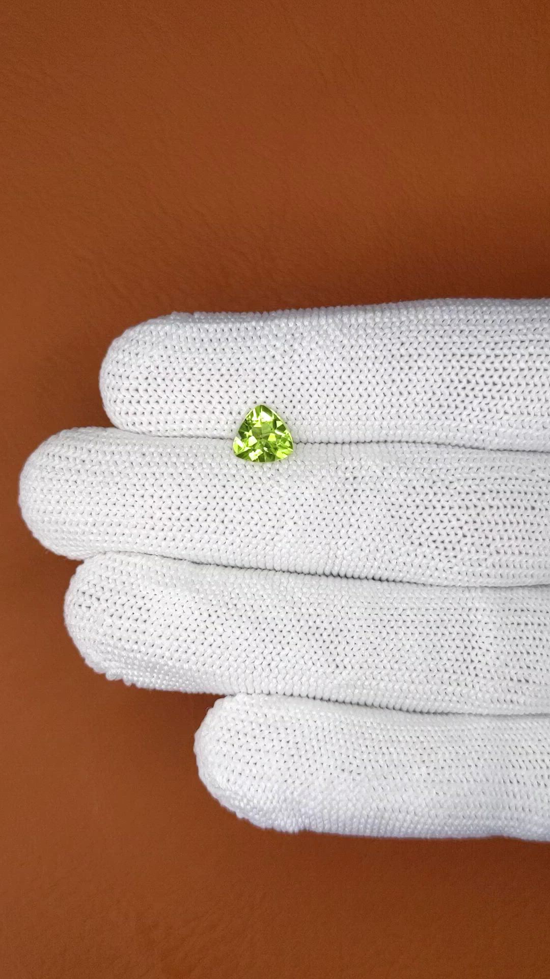 1.03 Ct. Yellowish Green Peridot from Pakistan Size Video