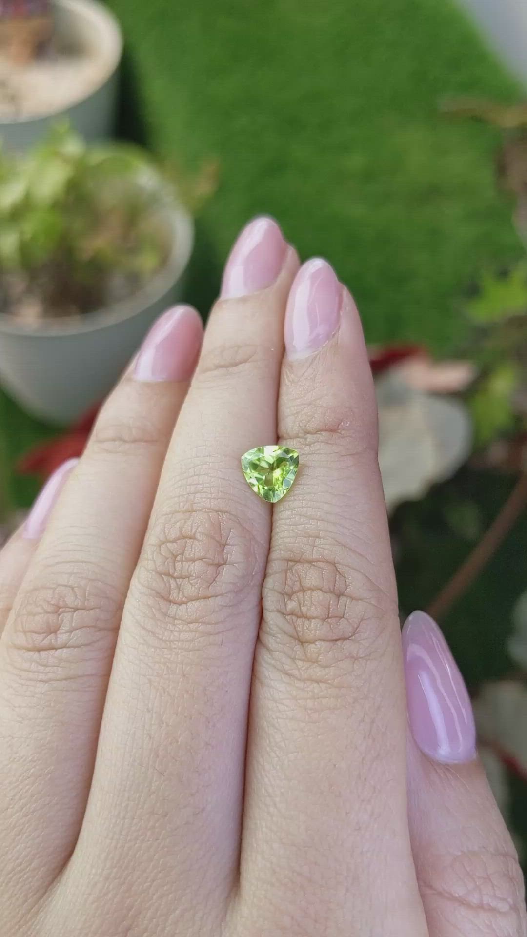 1.07 Ct. Yellowish Green Peridot from Pakistan Size Video