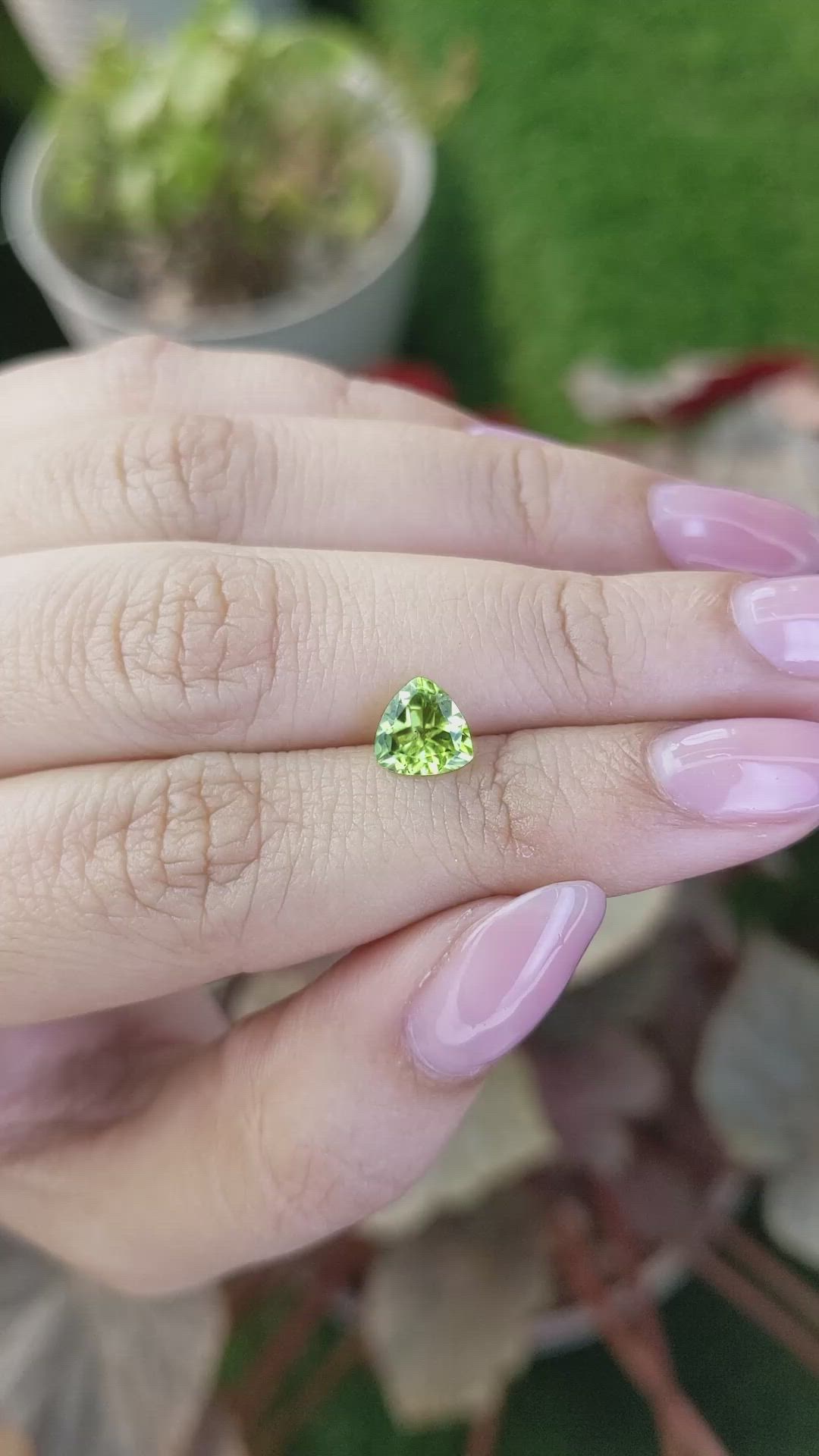1.07 Ct. Yellowish Green Peridot from Pakistan Size Video