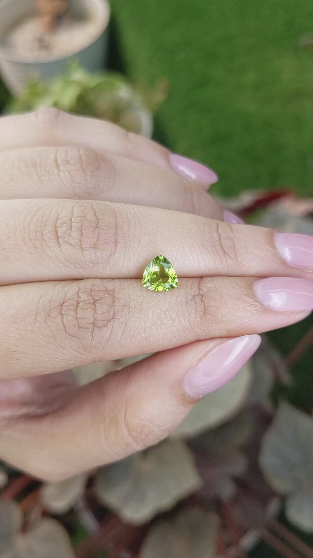 1.10 Ct. Yellowish Green Peridot from Pakistan Size Video