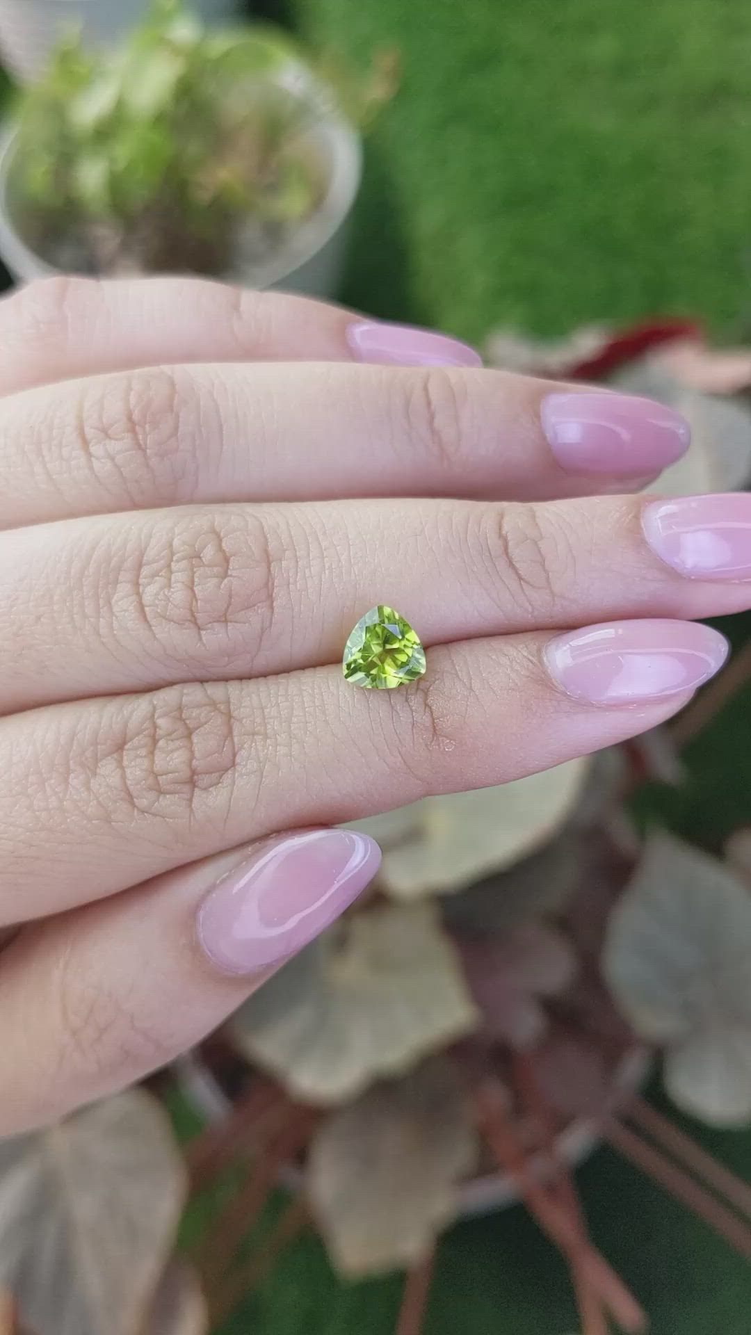 1.36 Ct. Yellowish Green Peridot from Pakistan Size Video
