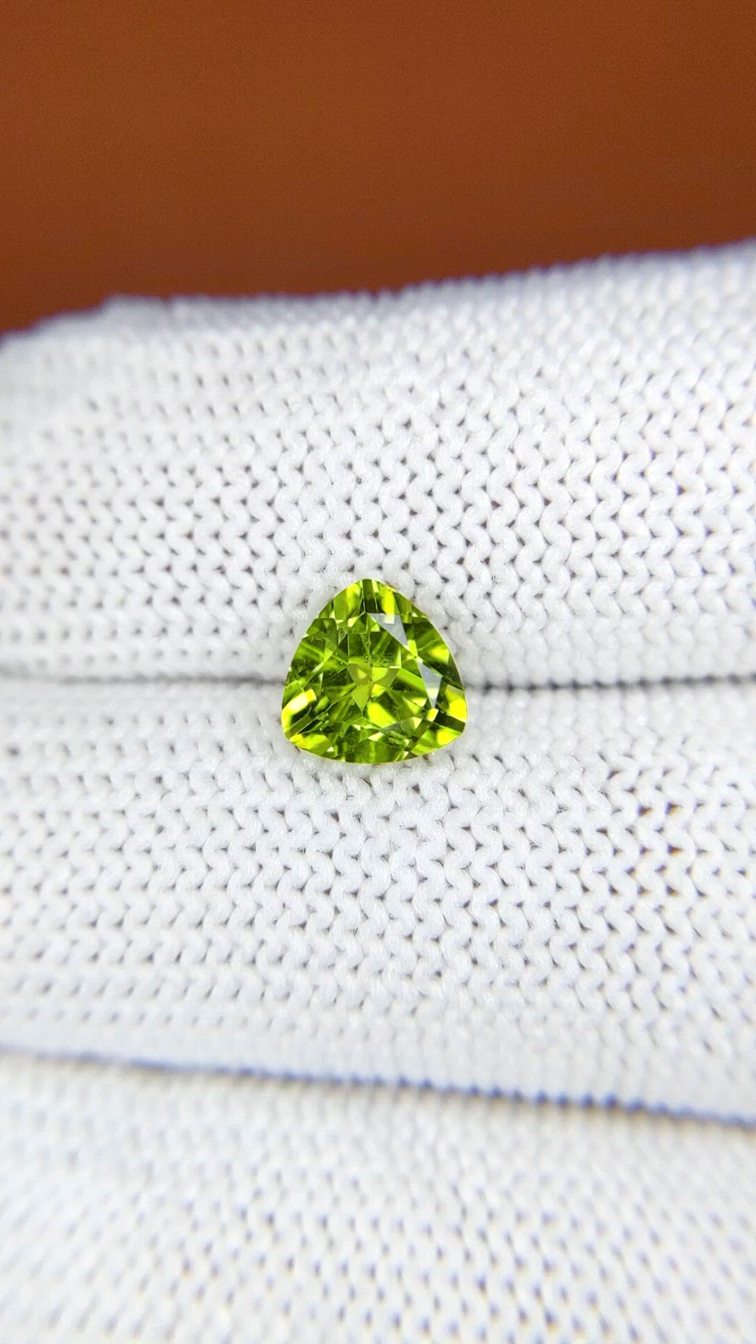 1.36 Ct. Yellowish Green Peridot from Pakistan Size Video