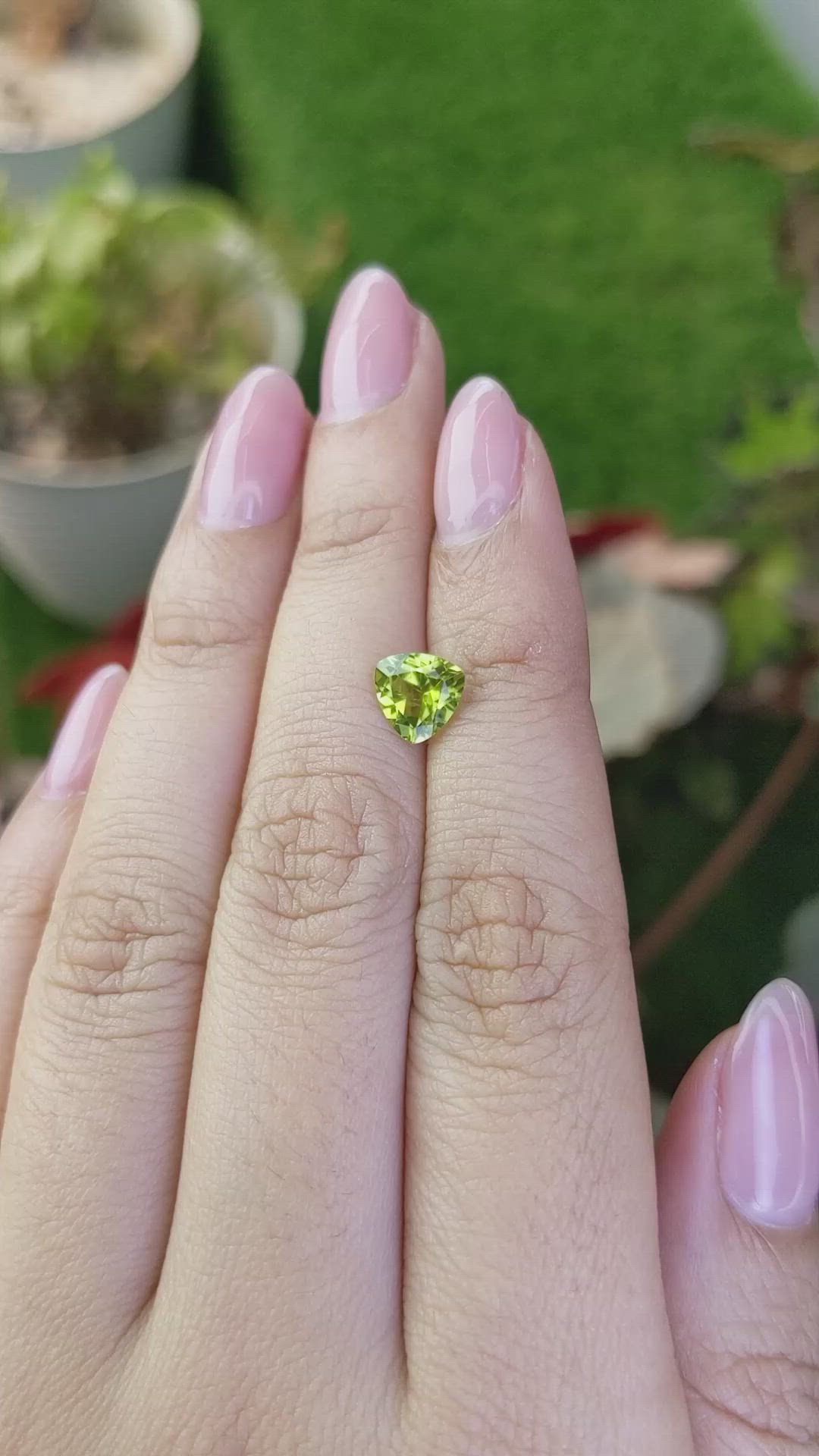 1.36 Ct. Yellowish Green Peridot from Pakistan Size Video