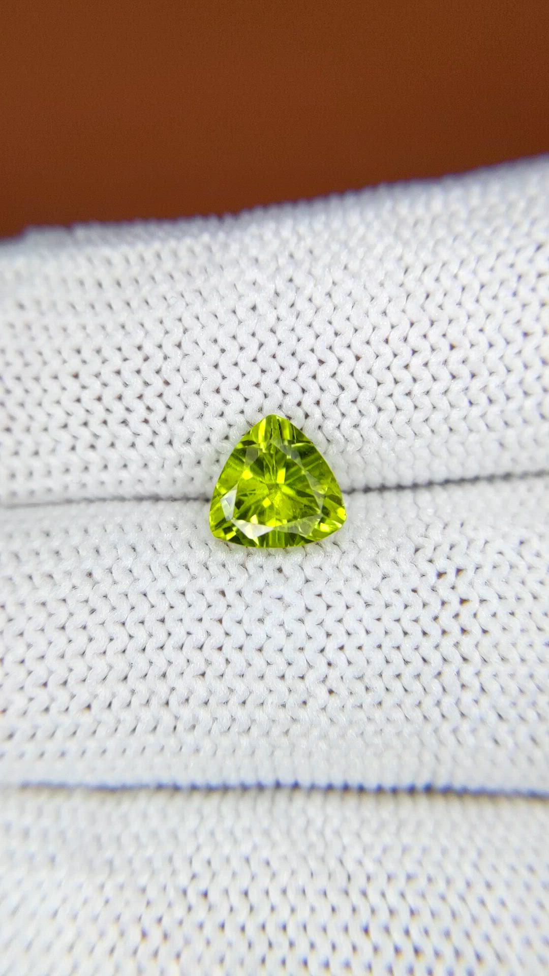1.28 Ct. Yellowish Green Peridot from Pakistan Size Video