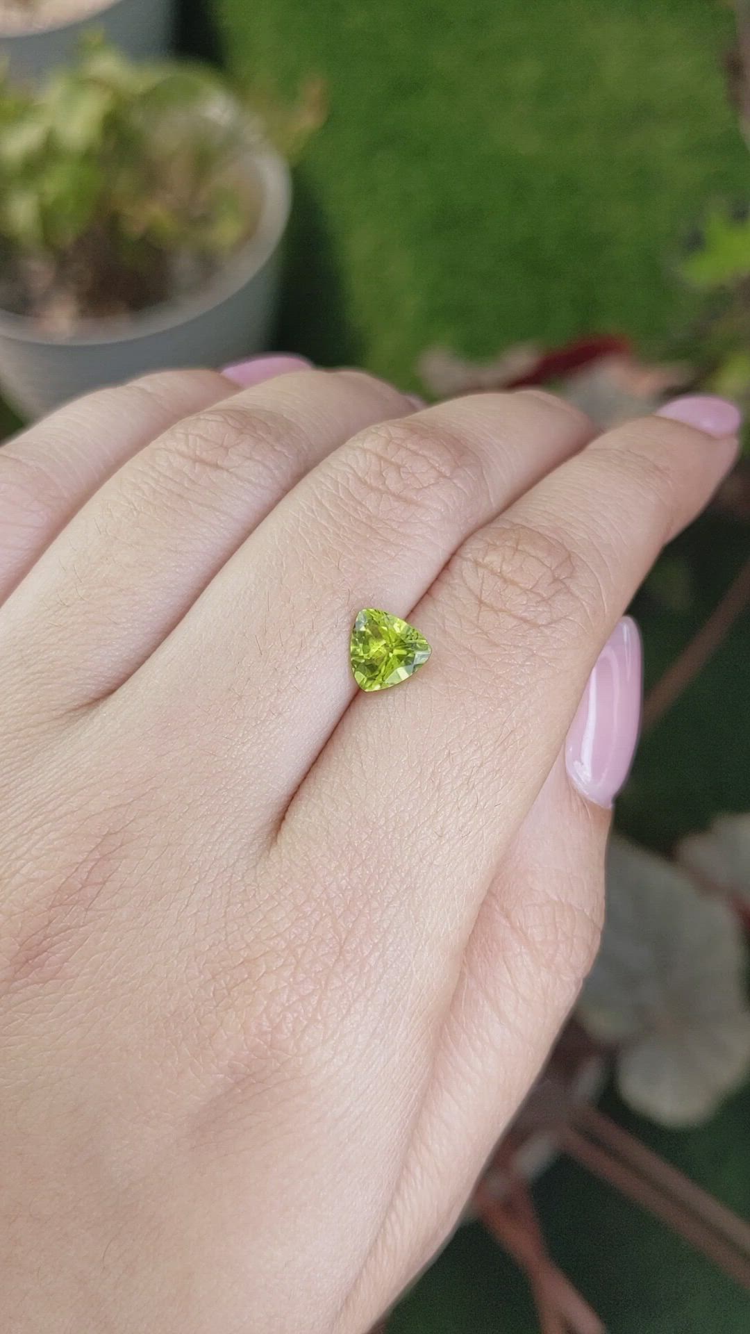1.28 Ct. Yellowish Green Peridot from Pakistan Size Video