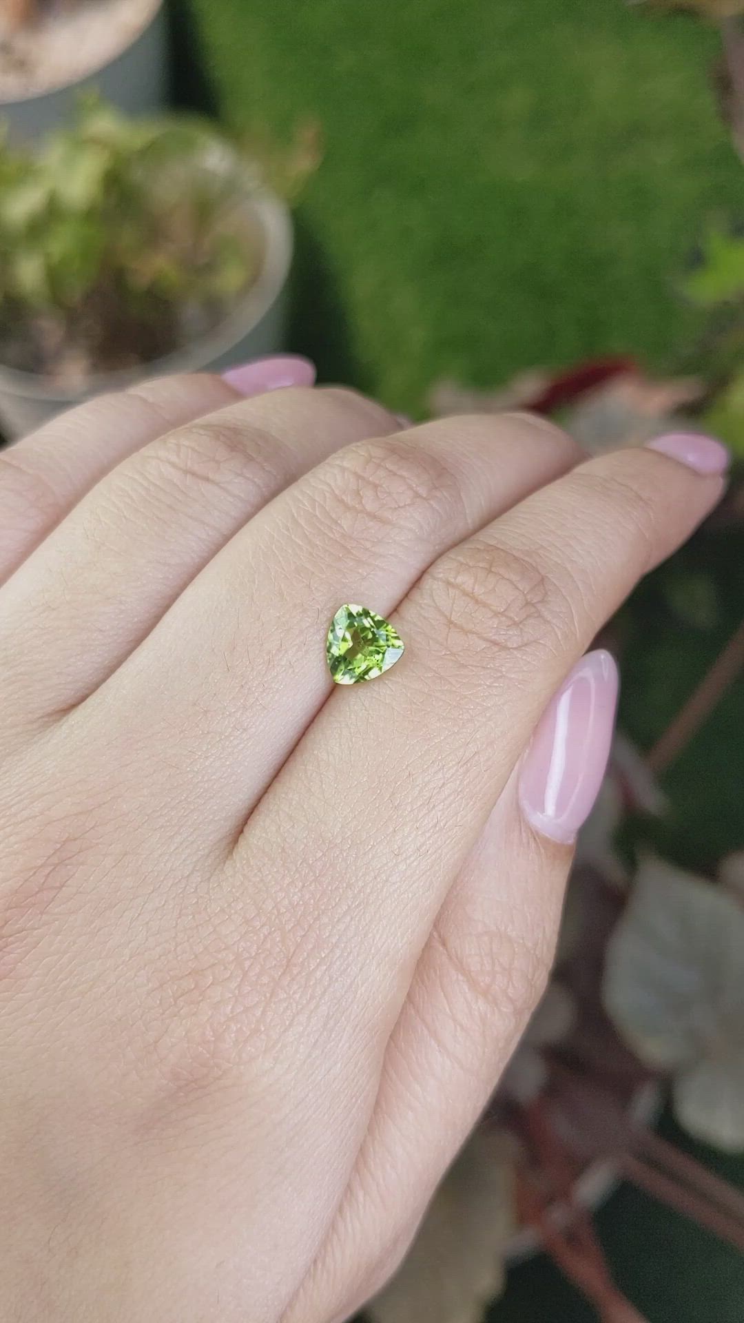 1.16 Ct. Yellowish Green Peridot from Pakistan Size Video