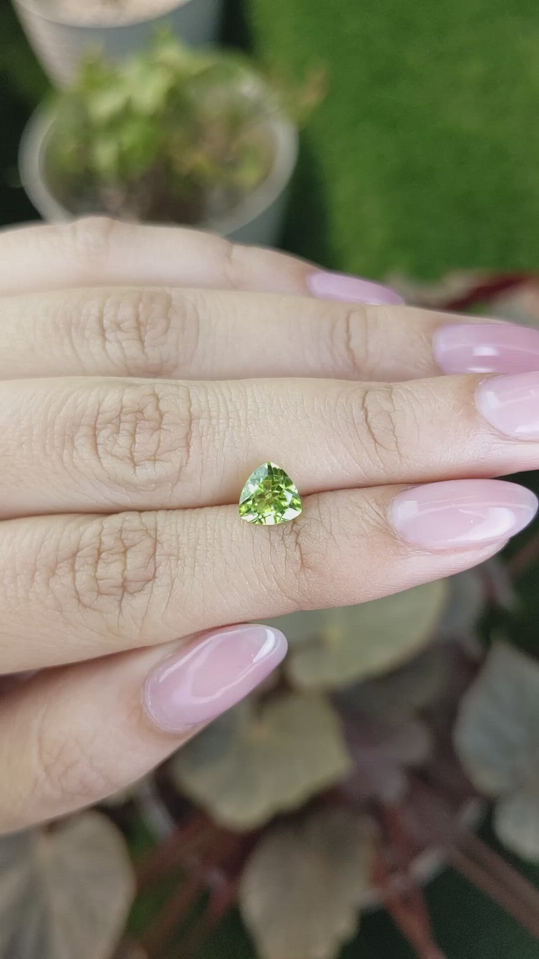 1.16 Ct. Yellowish Green Peridot from Pakistan Size Video