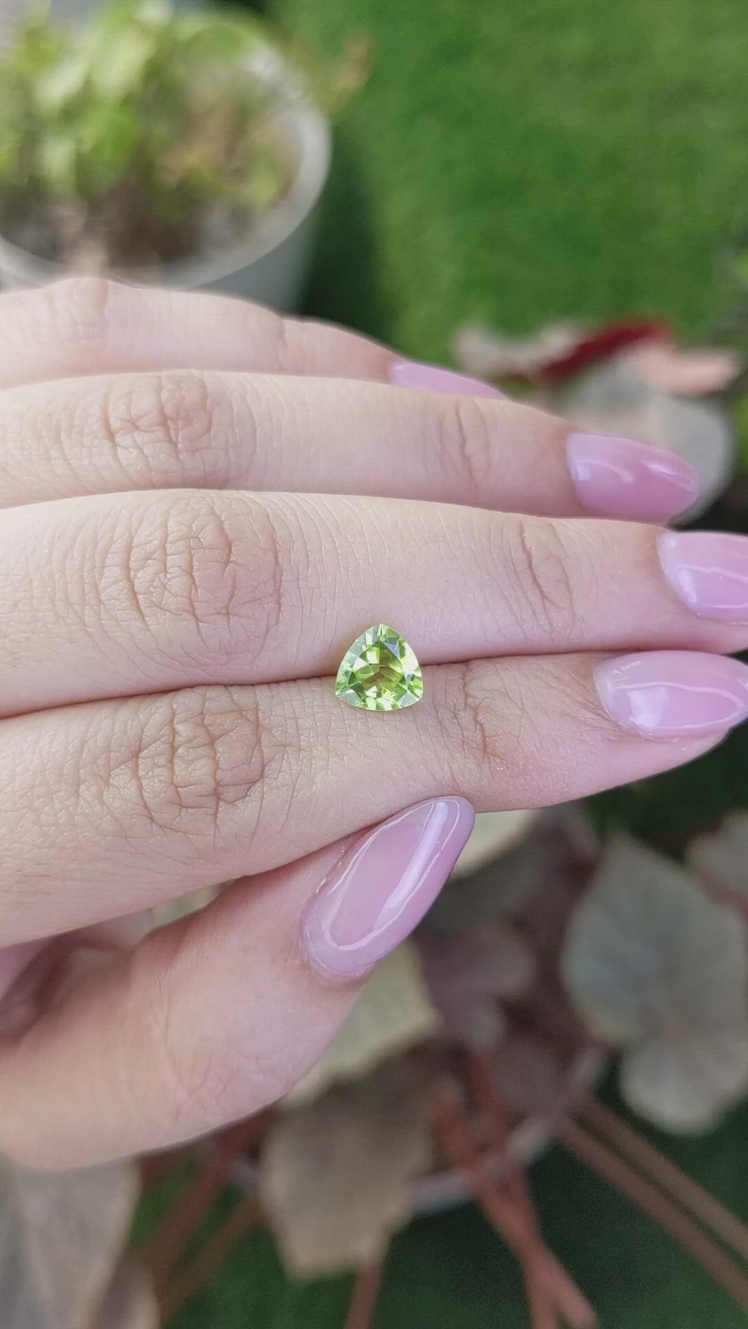 1.05 Ct. Yellowish Green Peridot from Pakistan Size Video