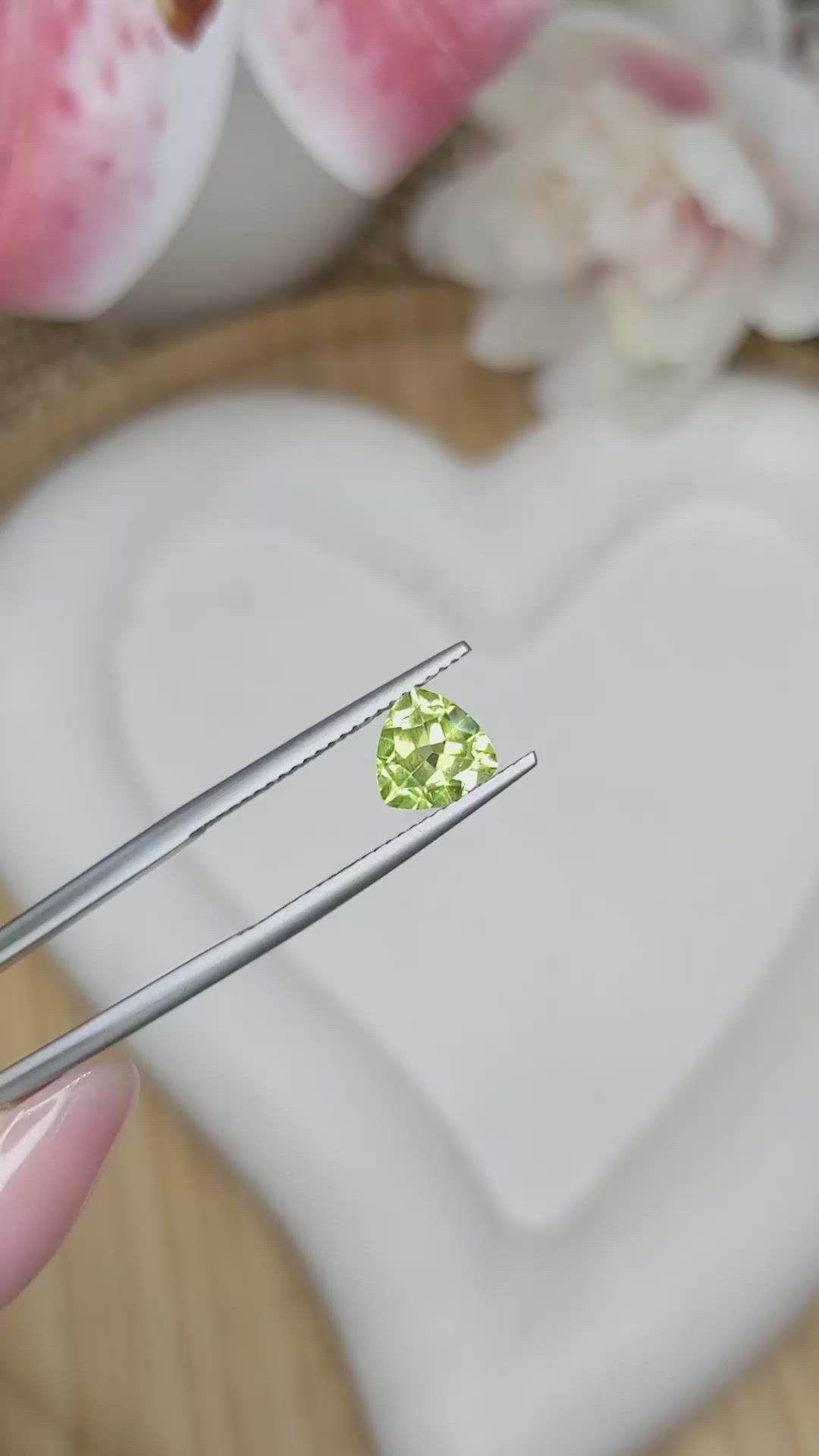 1.05 Ct. Yellowish Green Peridot from Pakistan Size Video