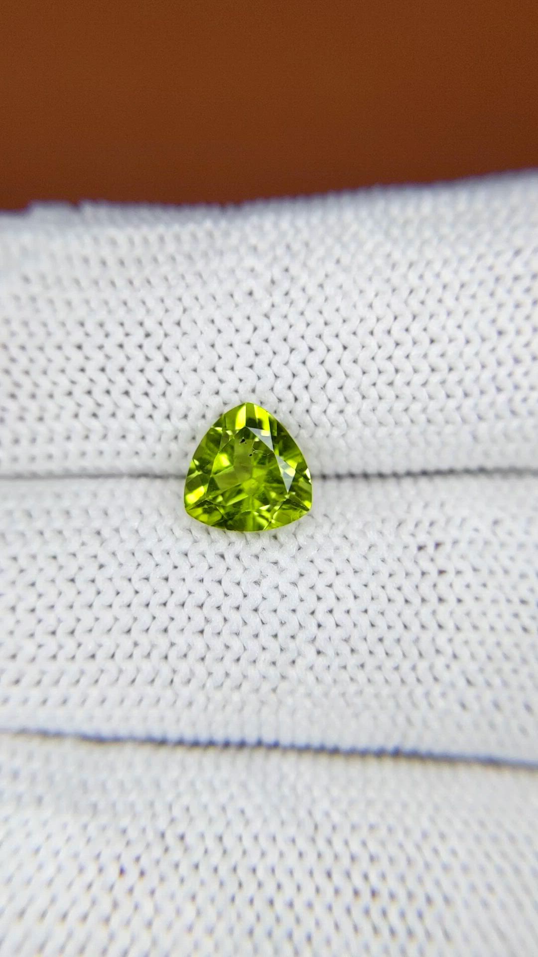1.37 Ct. Yellowish Green Peridot from Pakistan Size Video