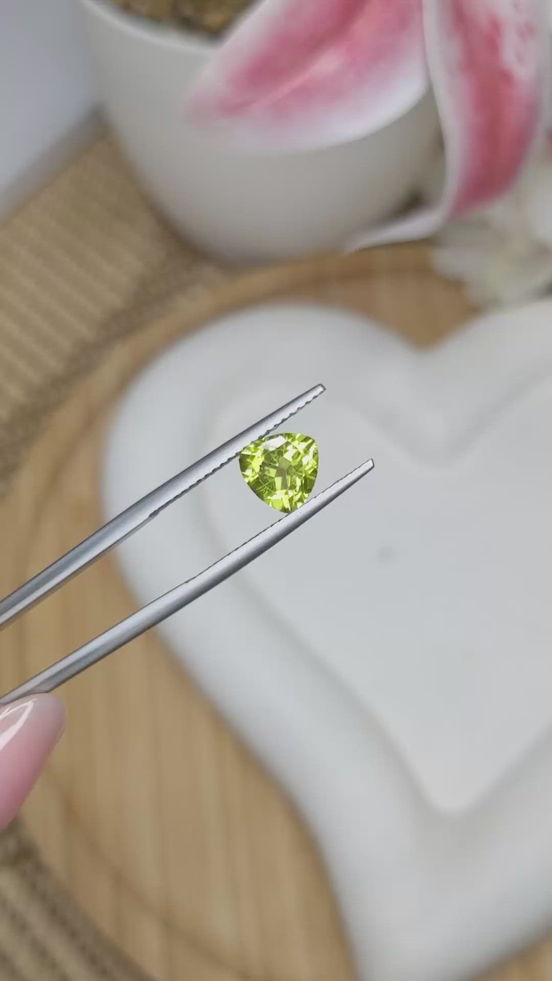 1.37 Ct. Yellowish Green Peridot from Pakistan Size Video
