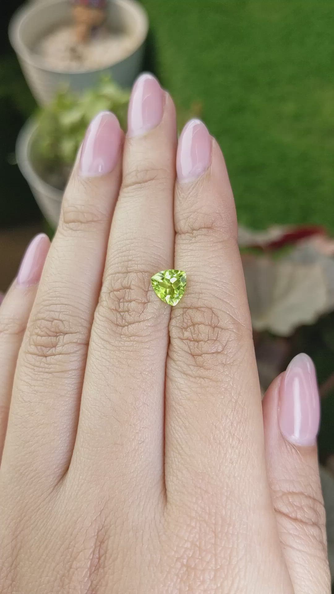 1.21 Ct. Yellowish Green Peridot from Pakistan Size Video