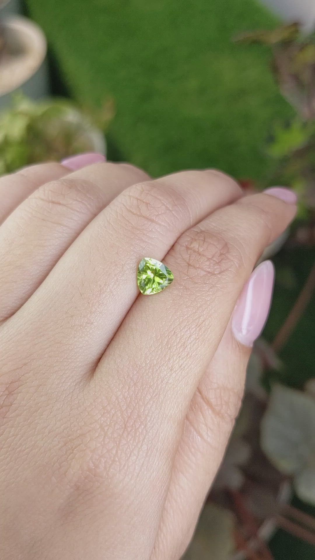 1.34 Ct. Yellowish Green Peridot from Pakistan Size Video