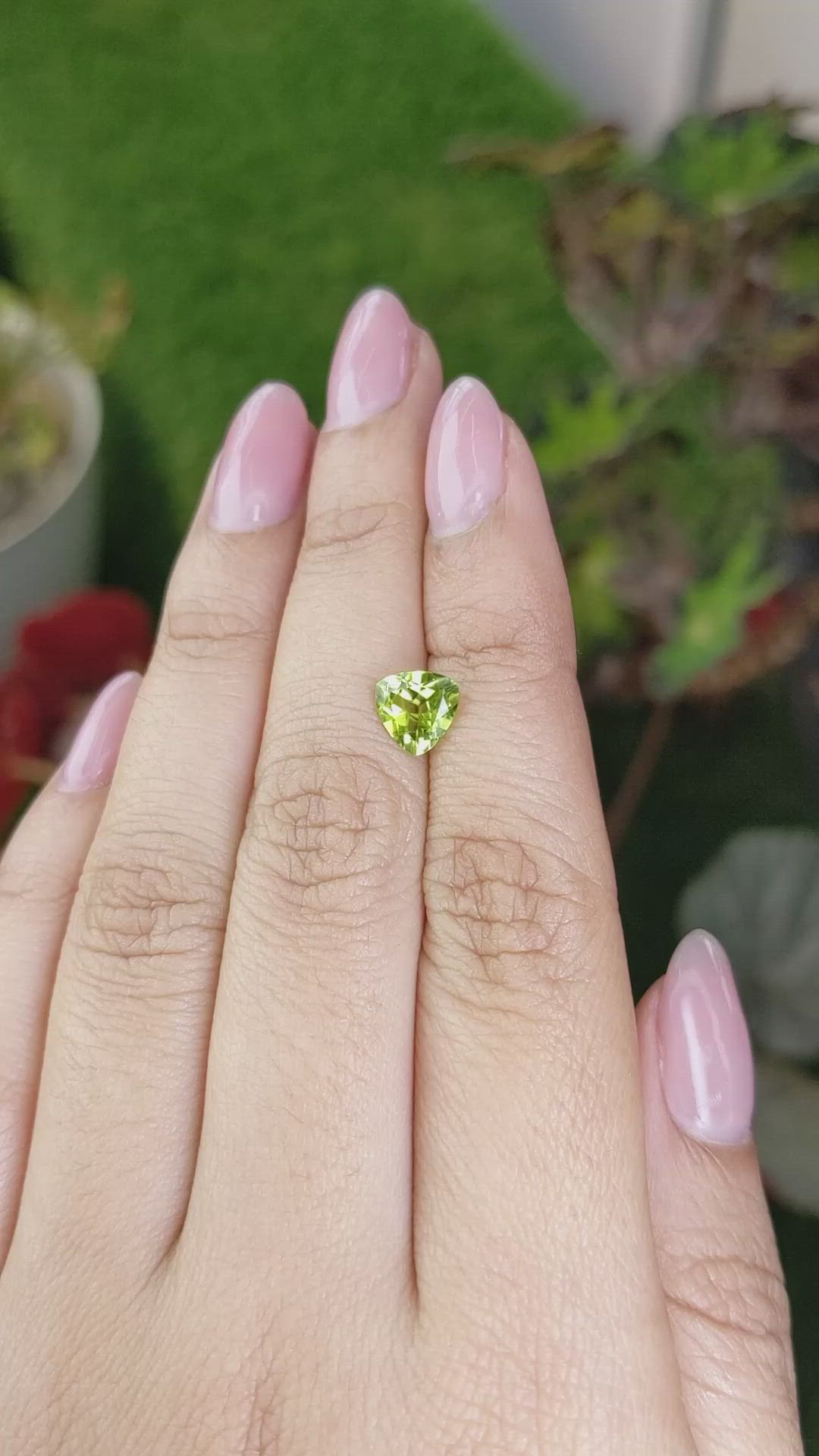 1.27 Ct. Yellowish Green Peridot from Pakistan Size Video