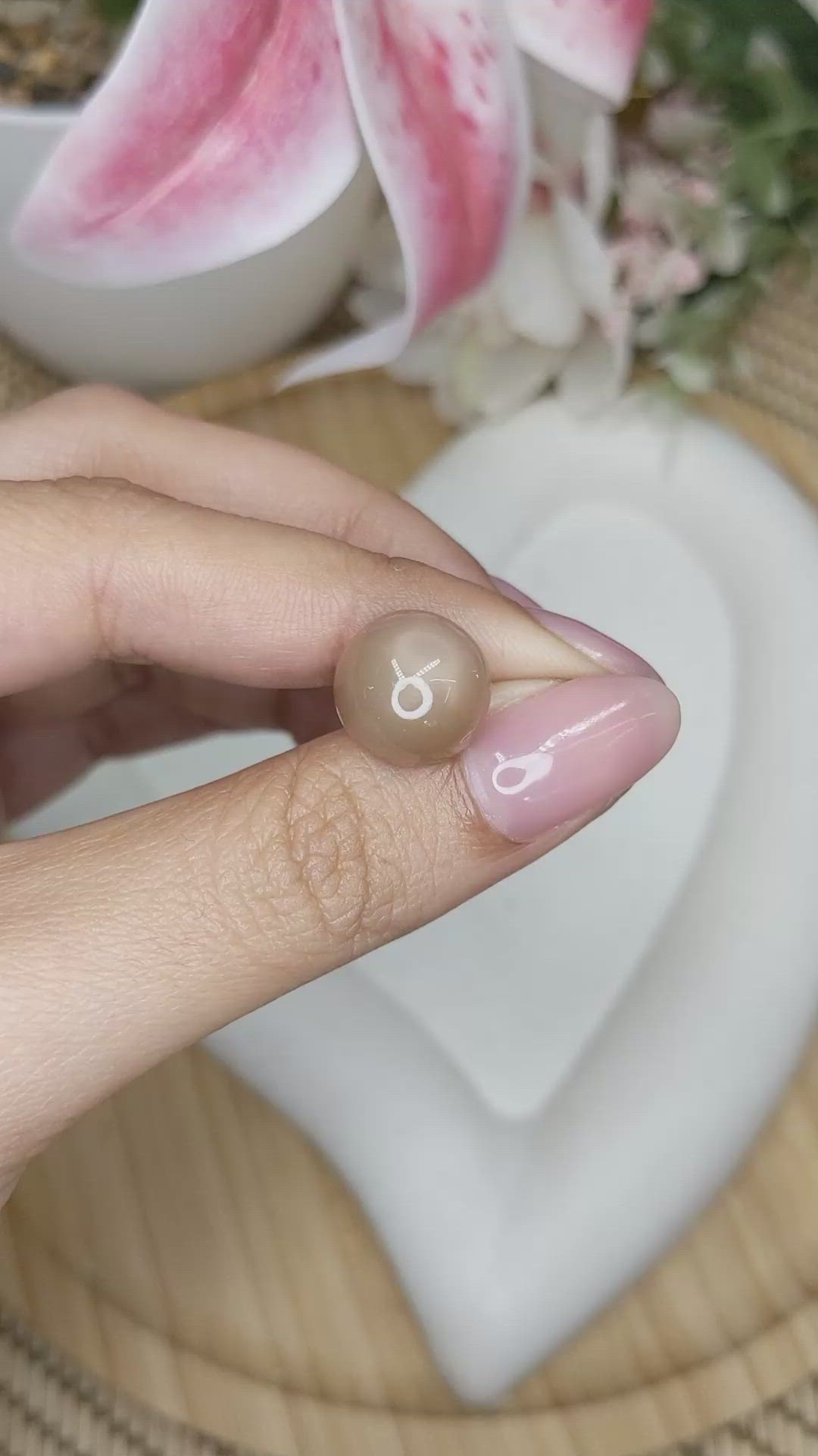 8.93 Ct. Brown Cabochon Moonstone from Ceylon (Sri Lanka) Size Video