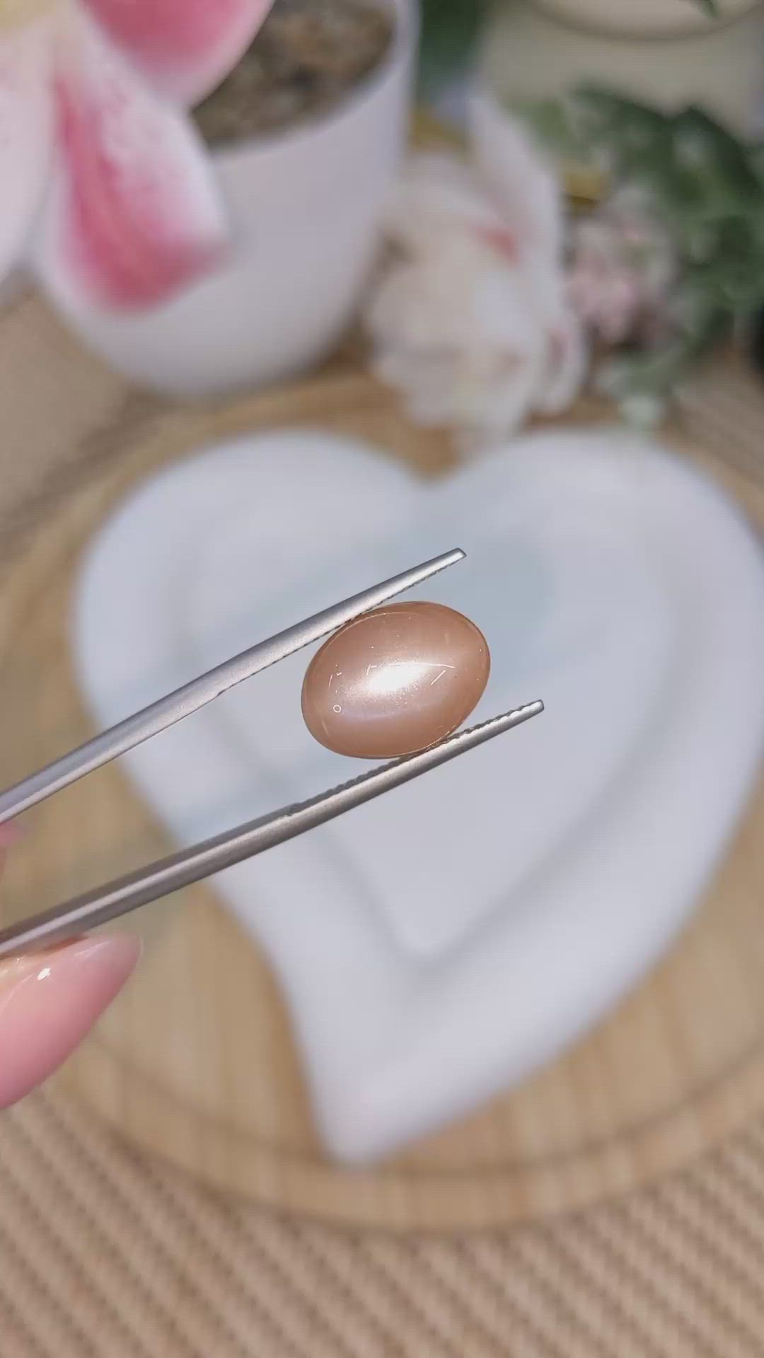 7.07 Ct. Peach Cabochon Moonstone from Ceylon (Sri Lanka) Size Video