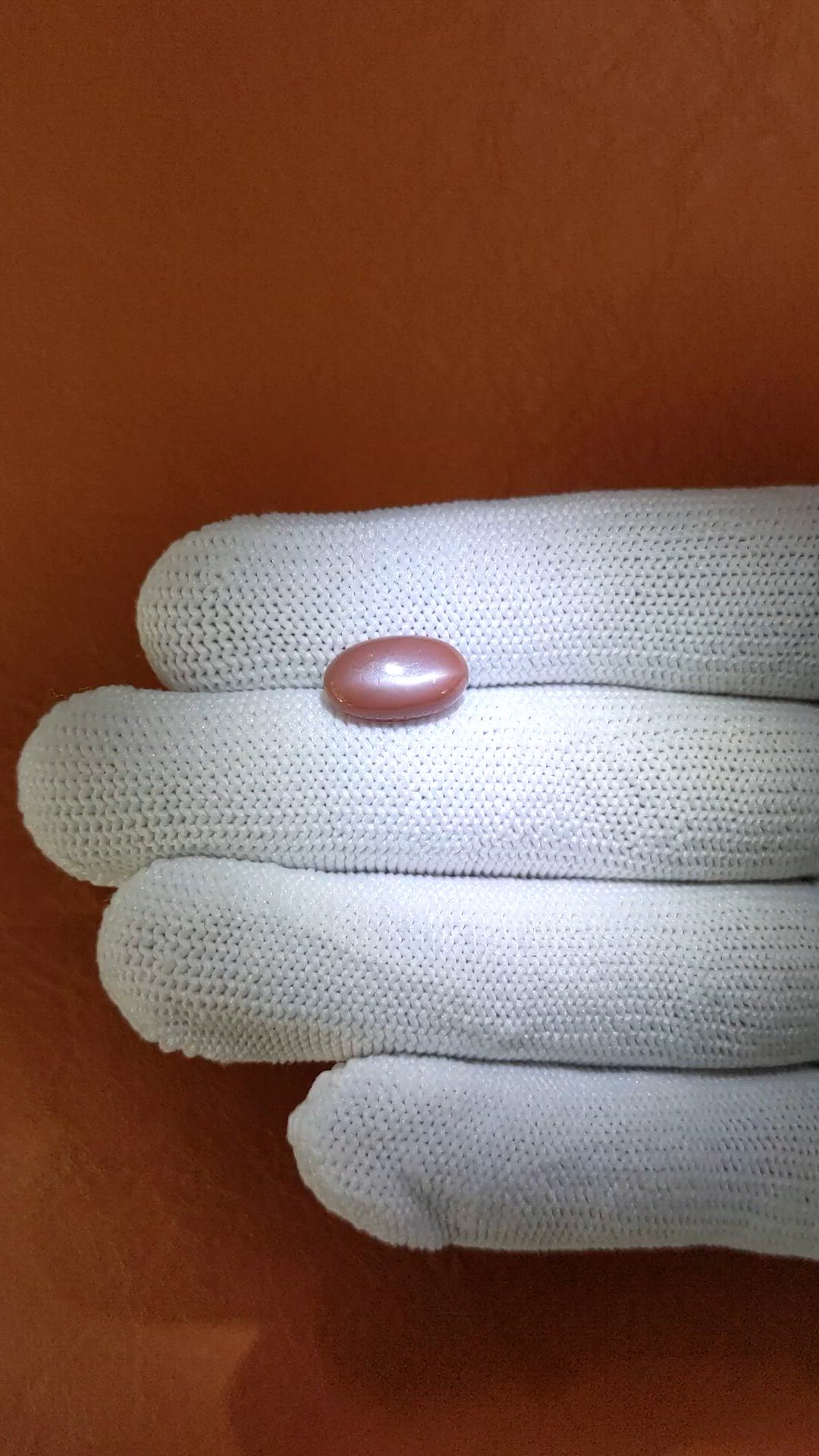 3.04 Ct. Peach Cabochon Moonstone from Ceylon (Sri Lanka) Size Video