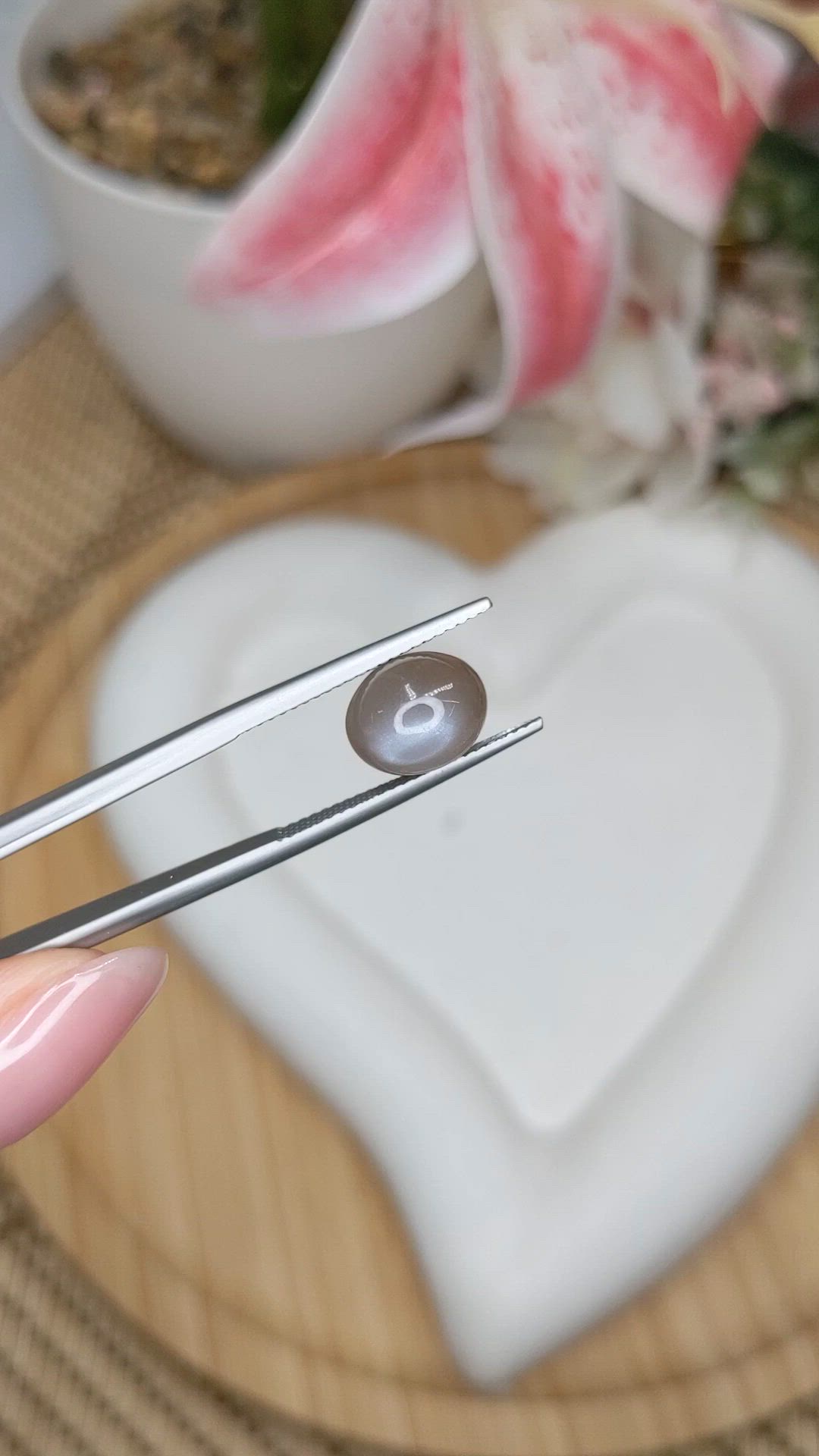 3.77 Ct. Brown Cabochon Moonstone from Ceylon (Sri Lanka) Size Video