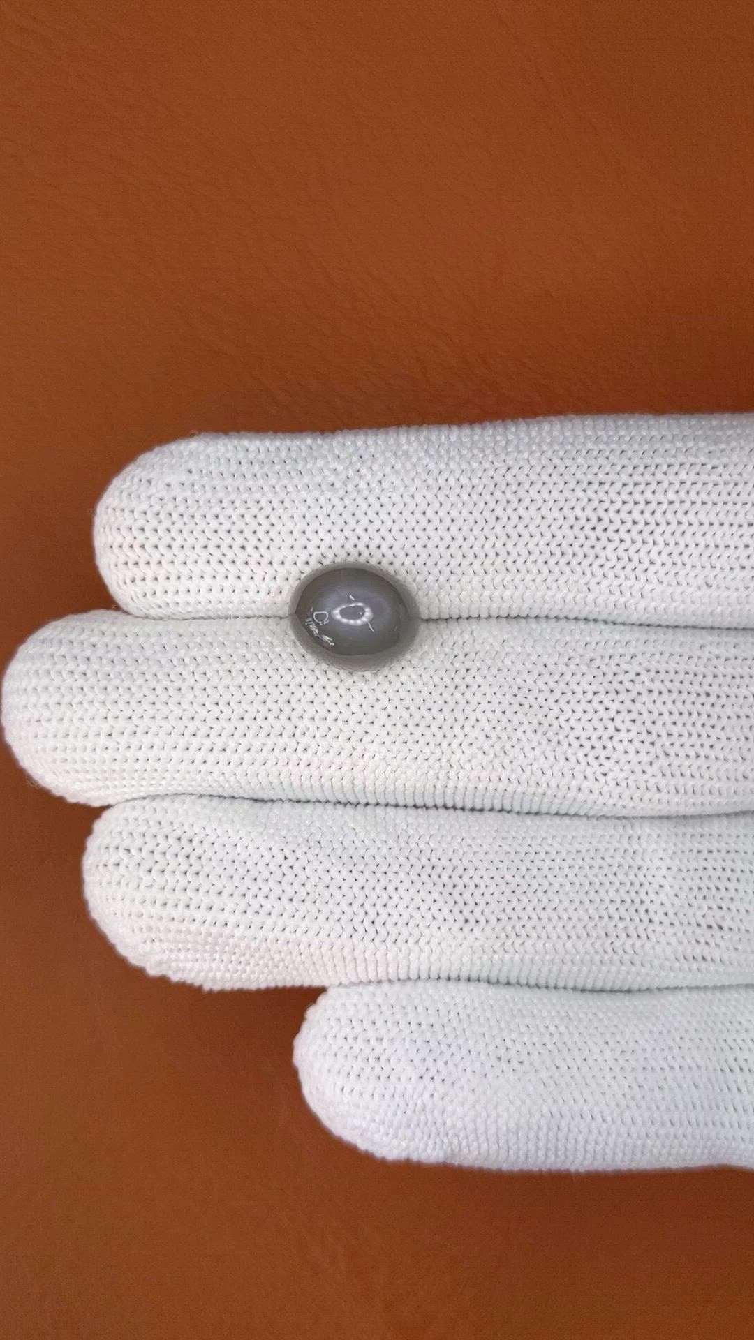 5.25 Ct. Grey Cabochon Moonstone from Ceylon (Sri Lanka) Size Video