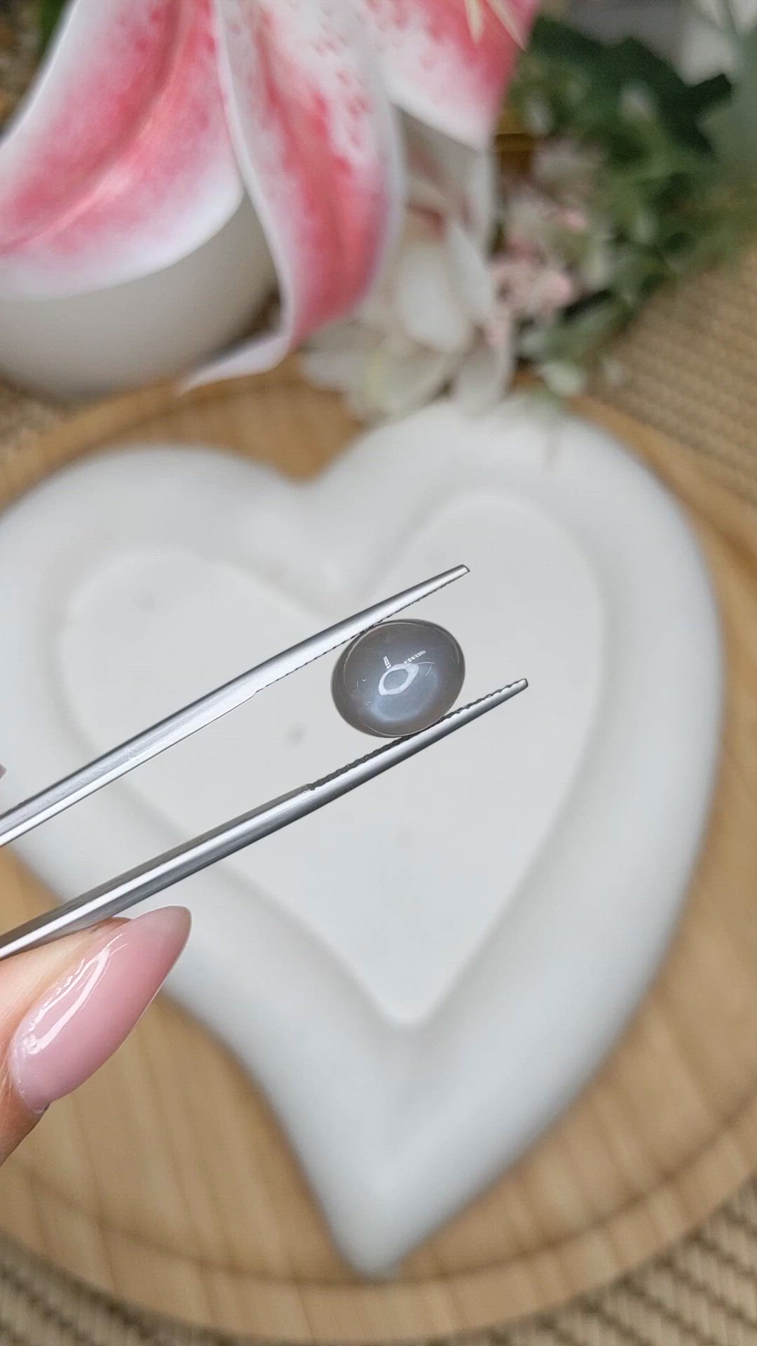 5.25 Ct. Grey Cabochon Moonstone from Ceylon (Sri Lanka) Size Video