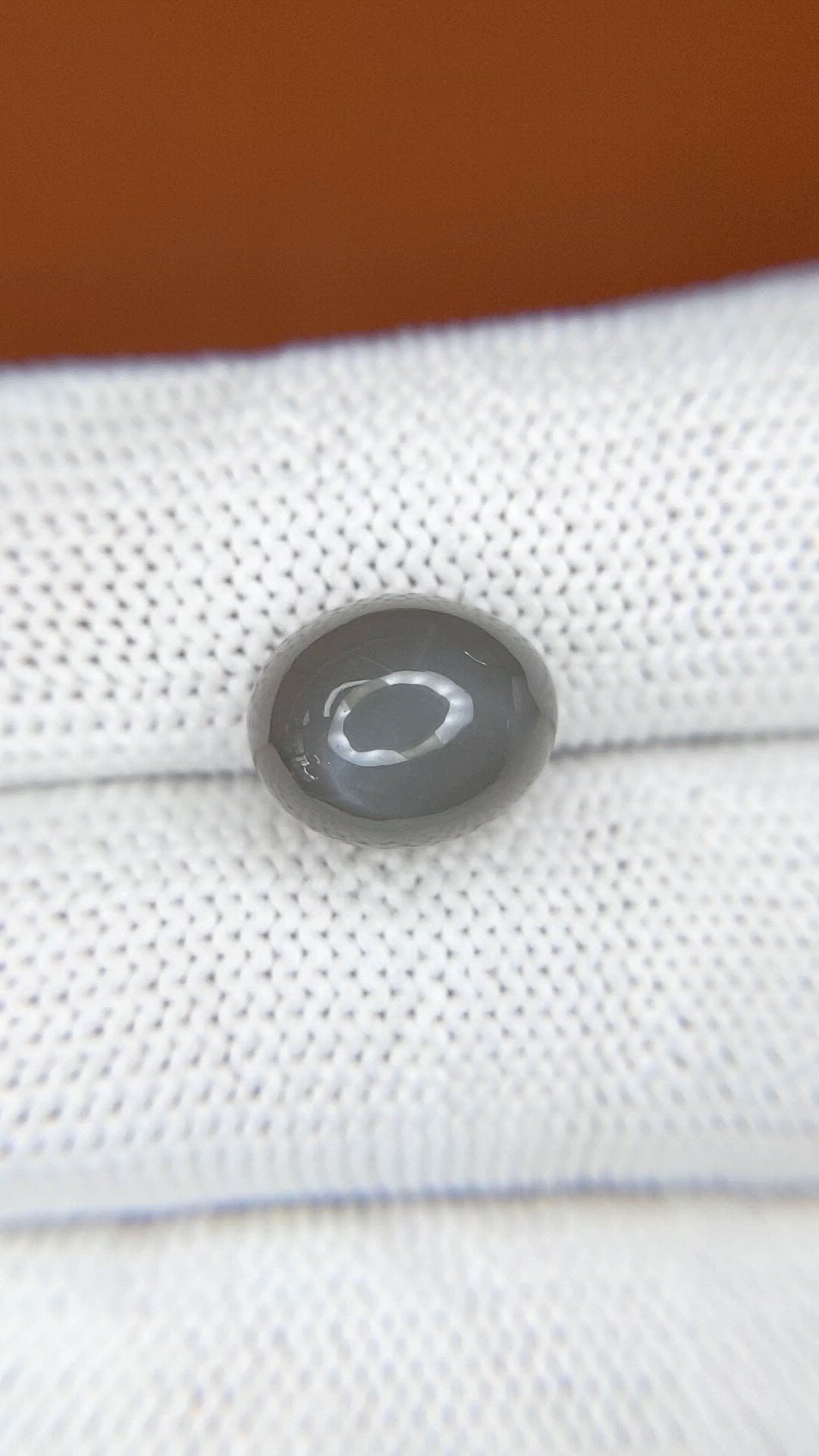 5.25 Ct. Grey Cabochon Moonstone from Ceylon (Sri Lanka) Size Video