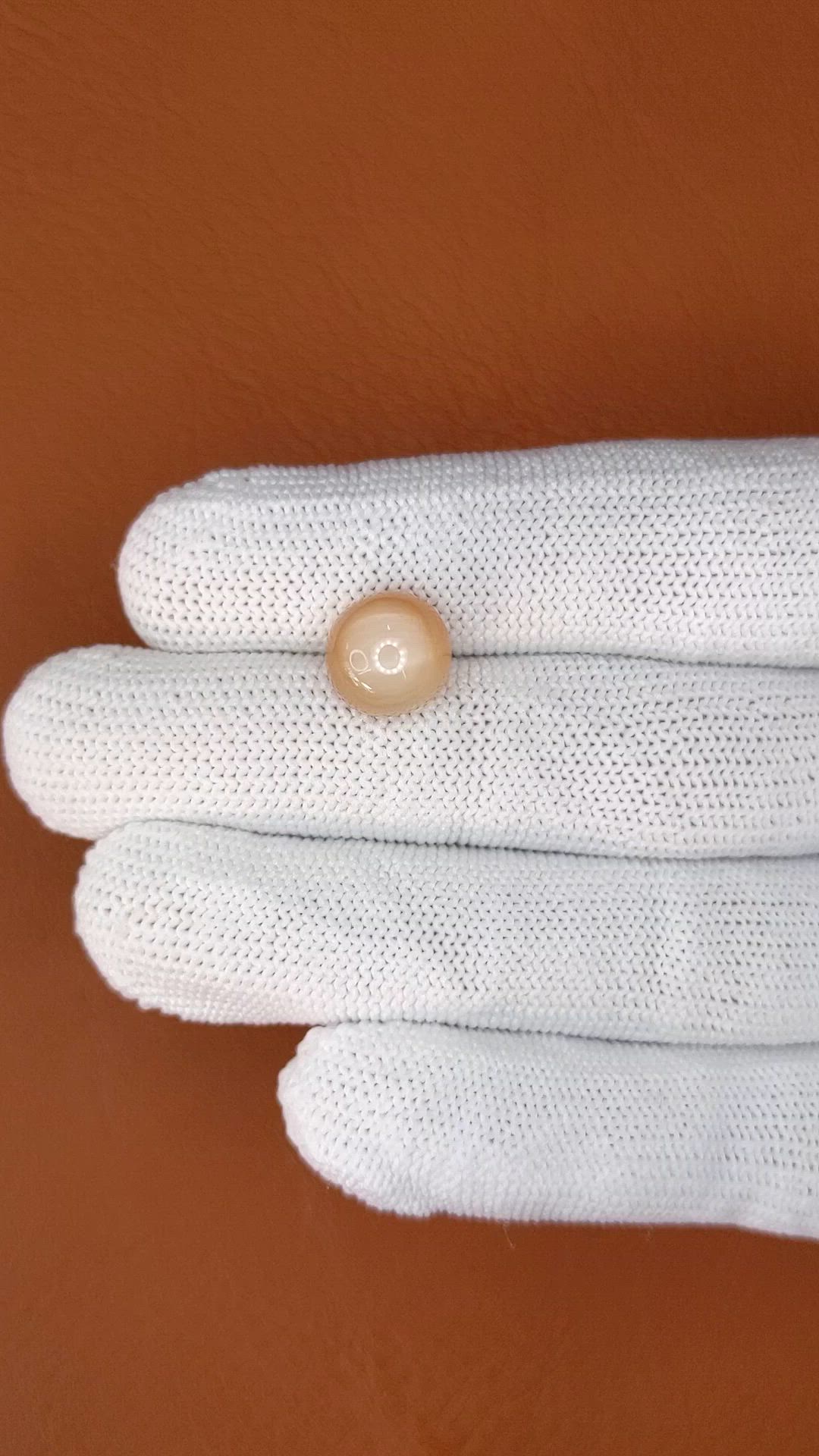 5.84 Ct. Peach Cabochon Moonstone from Ceylon (Sri Lanka) Size Video
