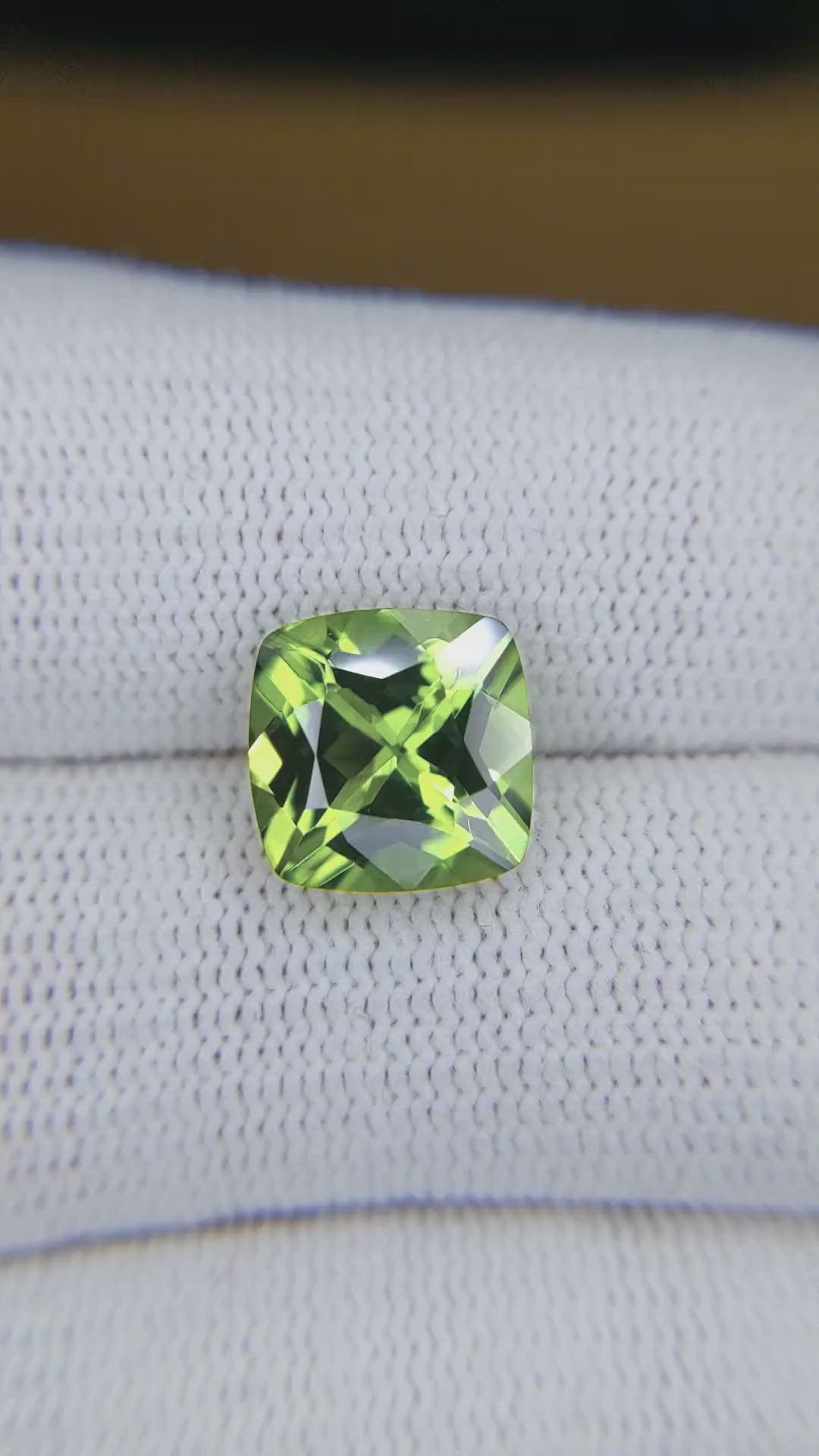 4.02 Ct. Green (Lime Green) Peridot from Brazil Size Video