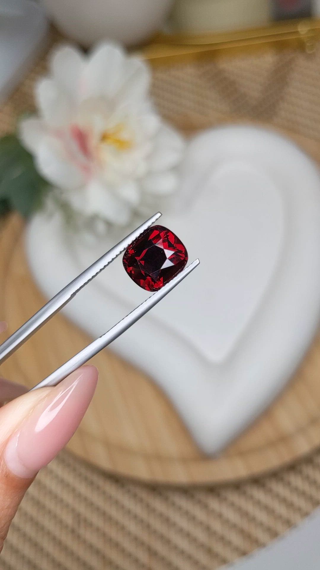 5.32 Ct. Red Garnet from Ceylon (Sri Lanka) Size Video