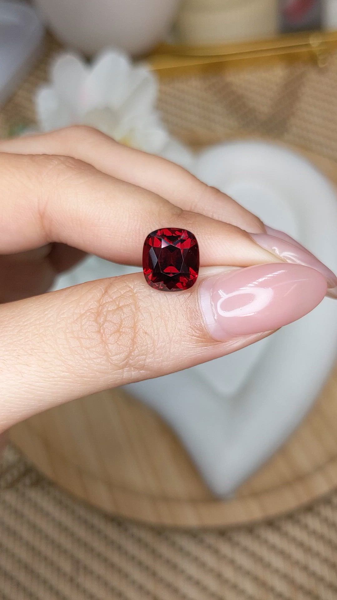 5.32 Ct. Red Garnet from Ceylon (Sri Lanka) Size Video