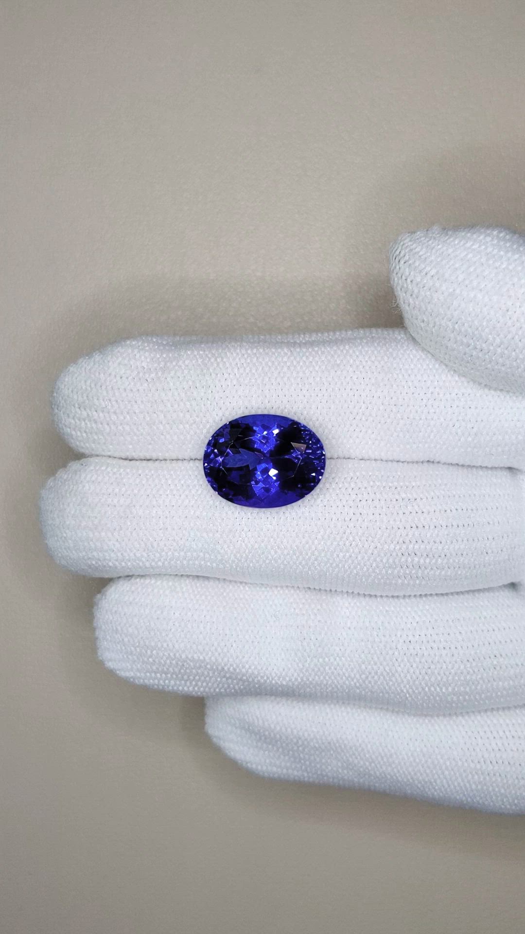 9.92 Ct. Violetish Blue Tanzanite from Tanzania Size Video