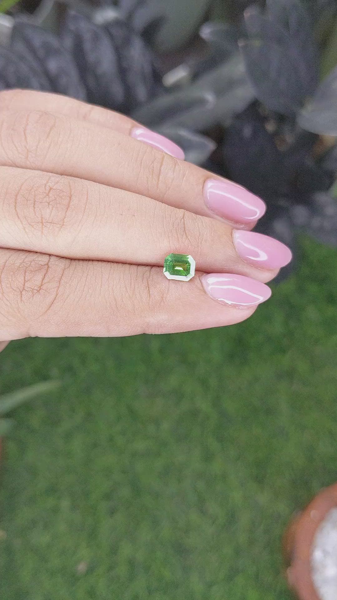 0.90 Ct. Tsavorite Garnet from Tanzania Size Video