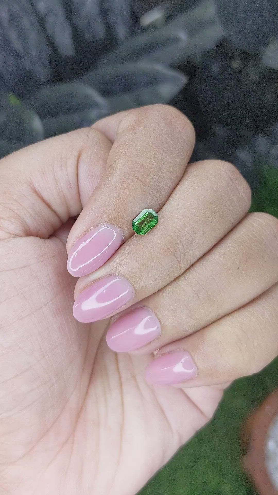 0.44 Ct. Tsavorite Garnet from Tanzania Size Video