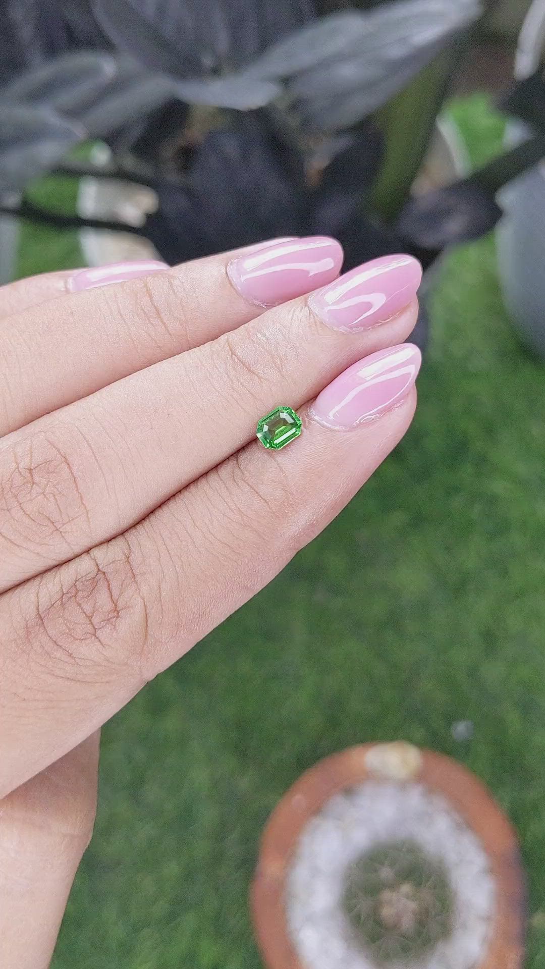 0.35 Ct. Tsavorite Garnet from Tanzania Size Video