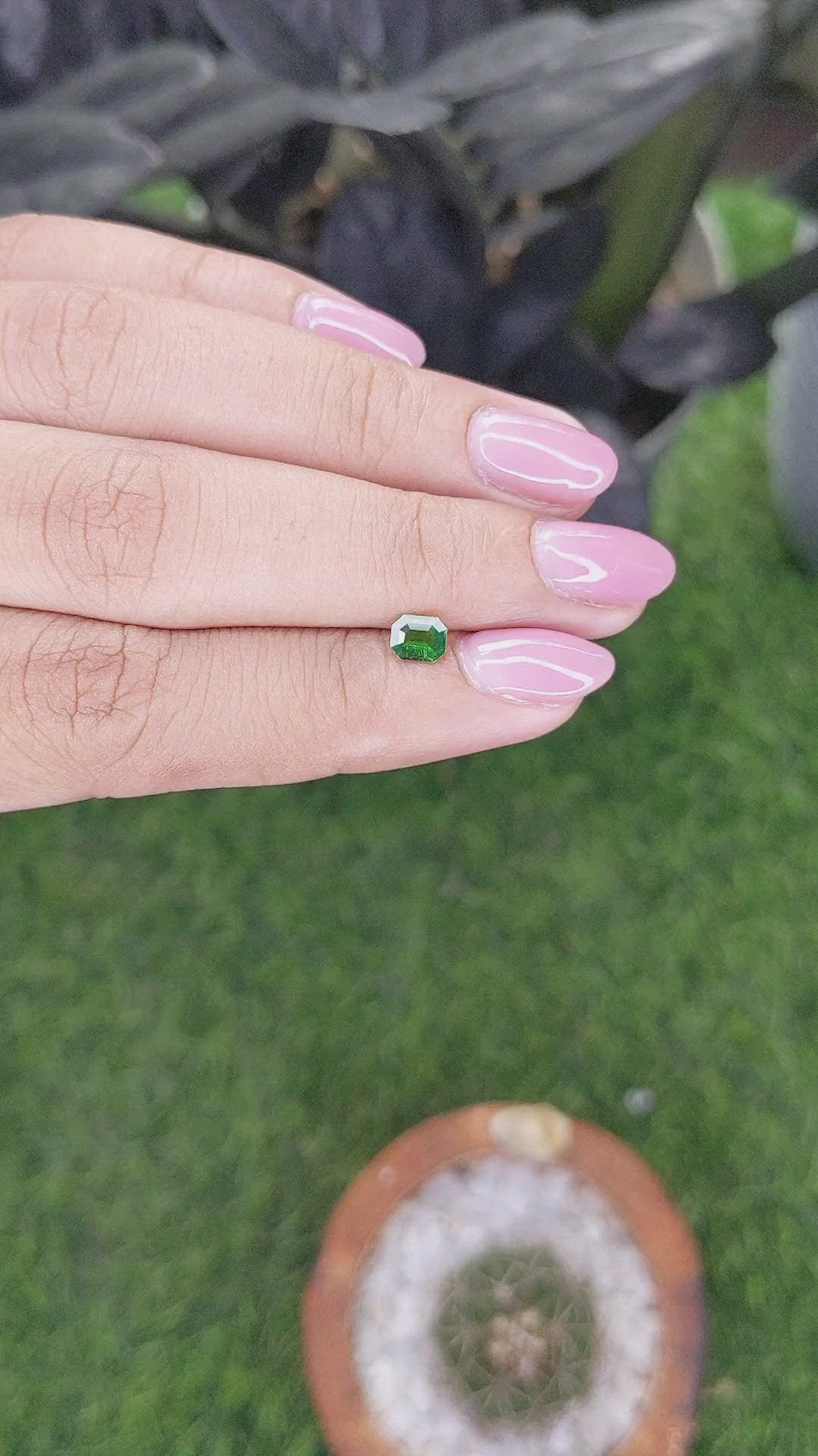 0.40 Ct. Tsavorite Garnet from Tanzania Size Video