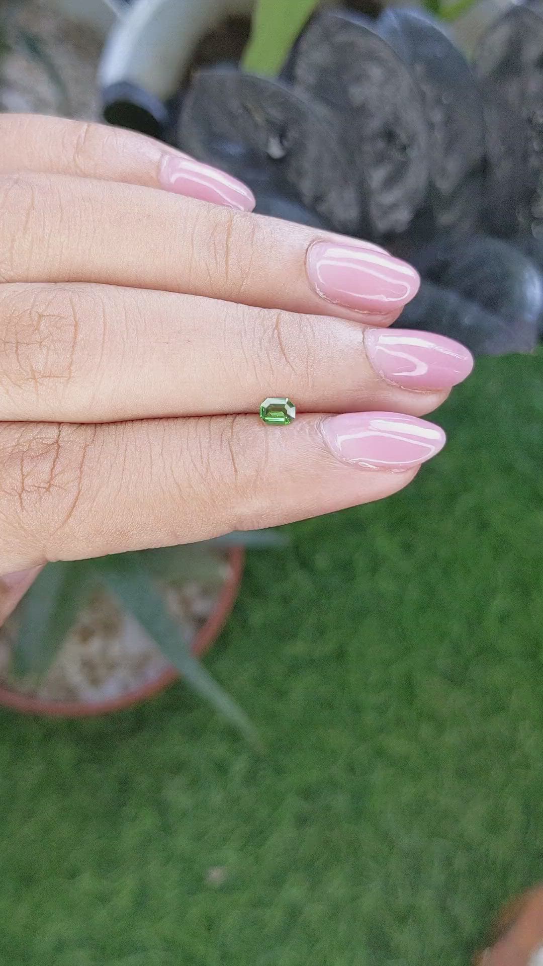 0.17 Ct. Tsavorite Garnet from Tanzania Size Video
