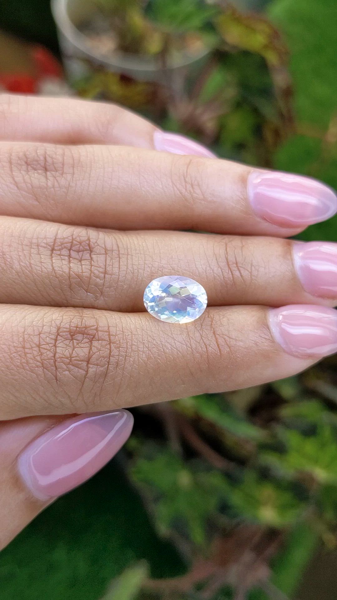 2.16 Ct. Rainbow Moonstone from Ceylon (Sri Lanka) Size Video