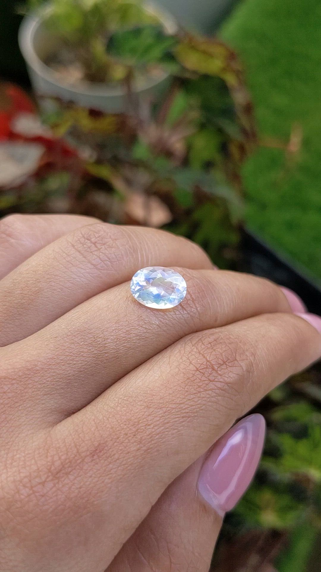 2.16 Ct. Rainbow Moonstone from Ceylon (Sri Lanka) Size Video