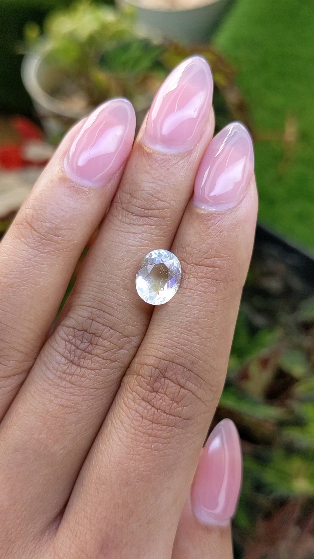 2.12 Ct. Rainbow Moonstone from Ceylon (Sri Lanka) Size Video