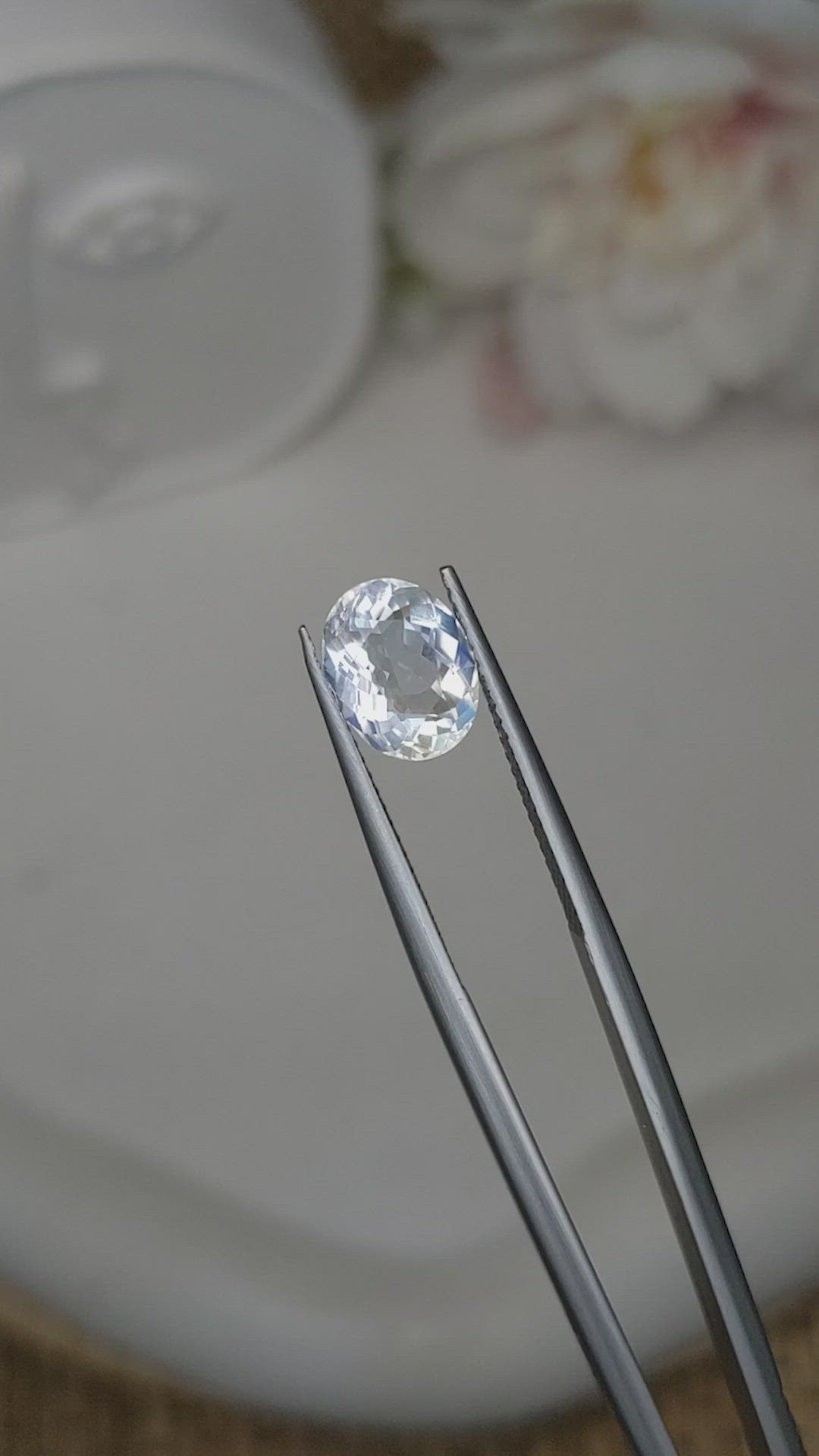 2.11 Ct. Rainbow Moonstone from Ceylon (Sri Lanka) Size Video