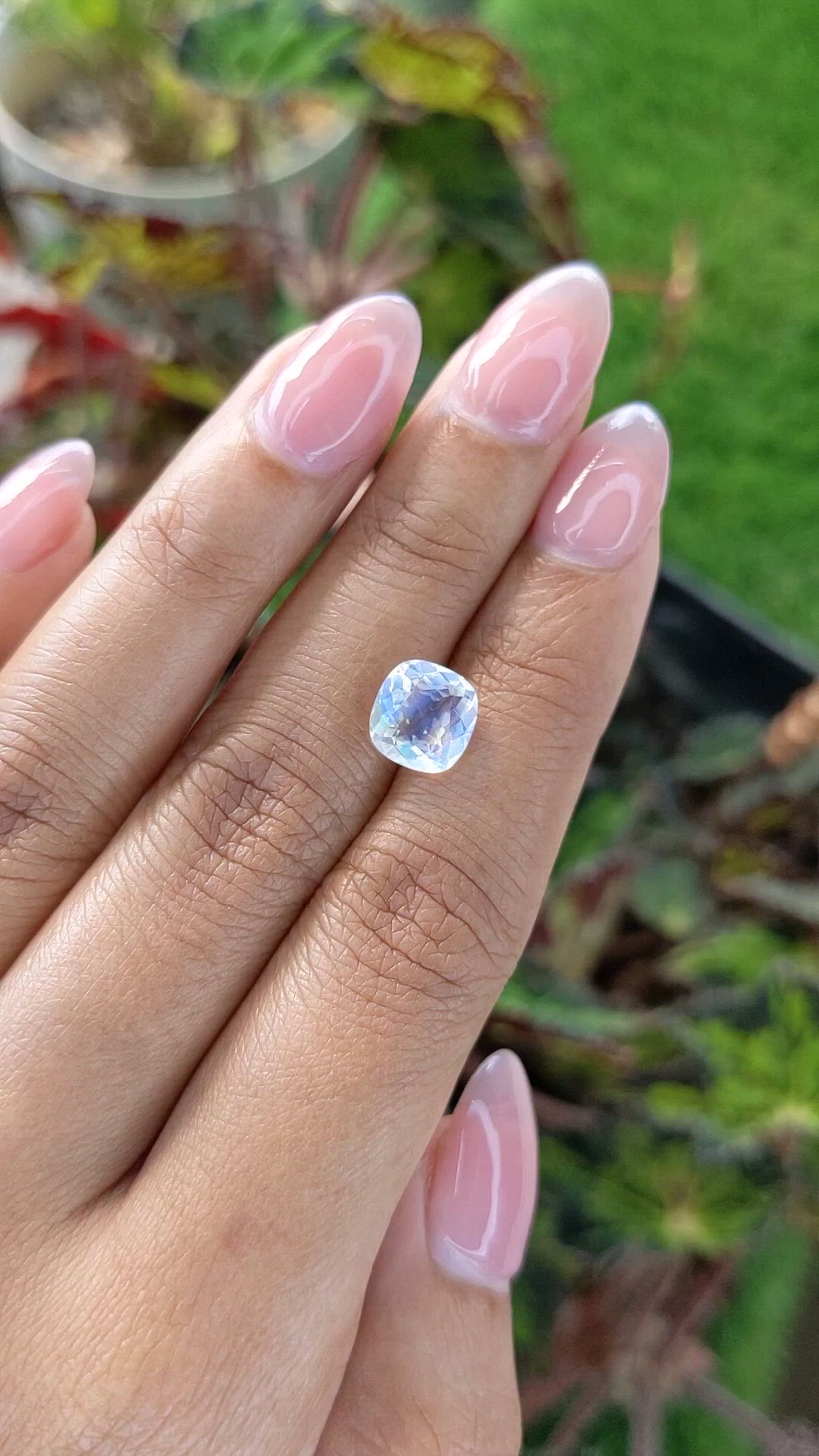 2.07 Ct. Rainbow Moonstone from Ceylon (Sri Lanka) Size Video