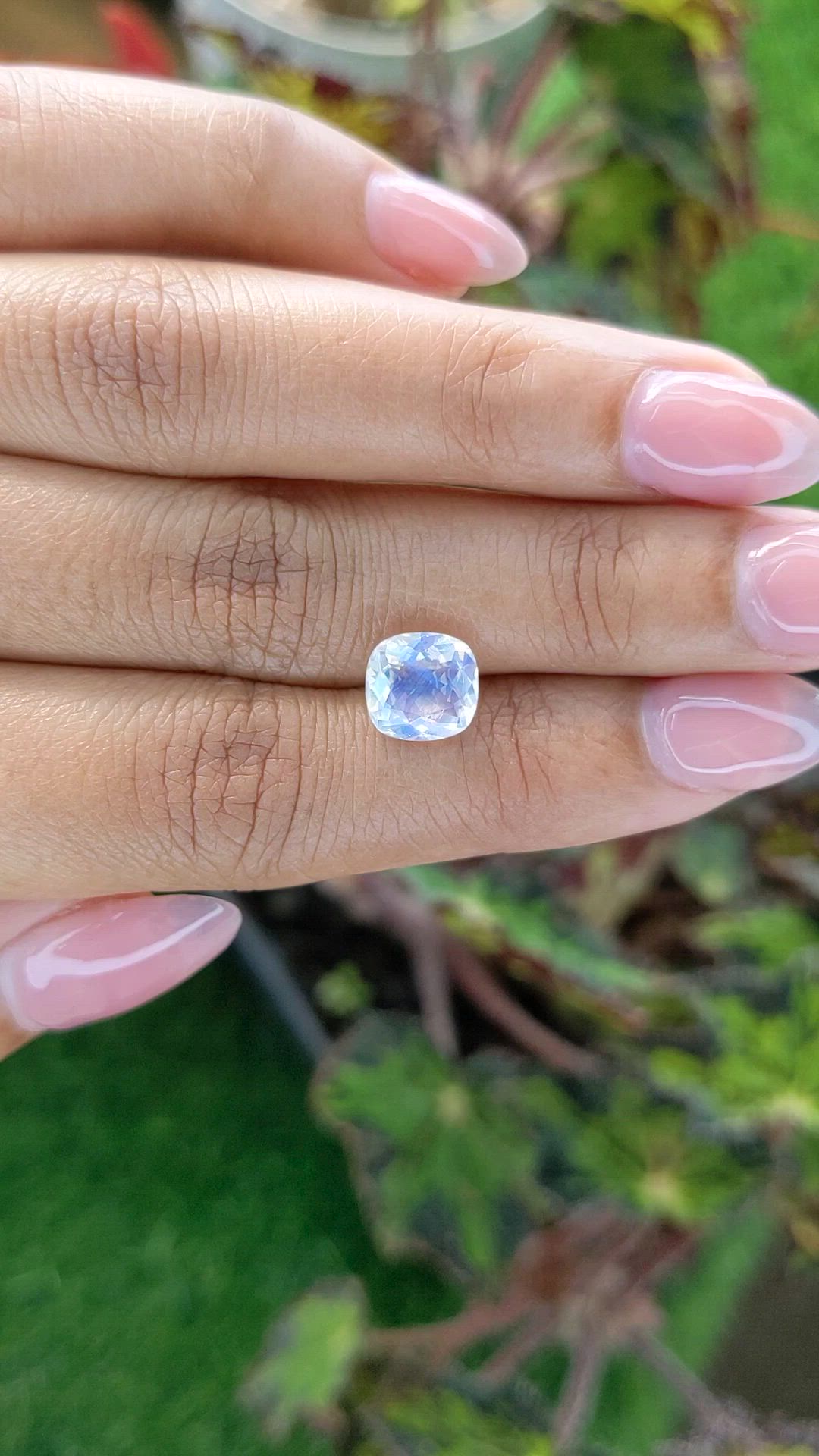 2.07 Ct. Rainbow Moonstone from Ceylon (Sri Lanka) Size Video